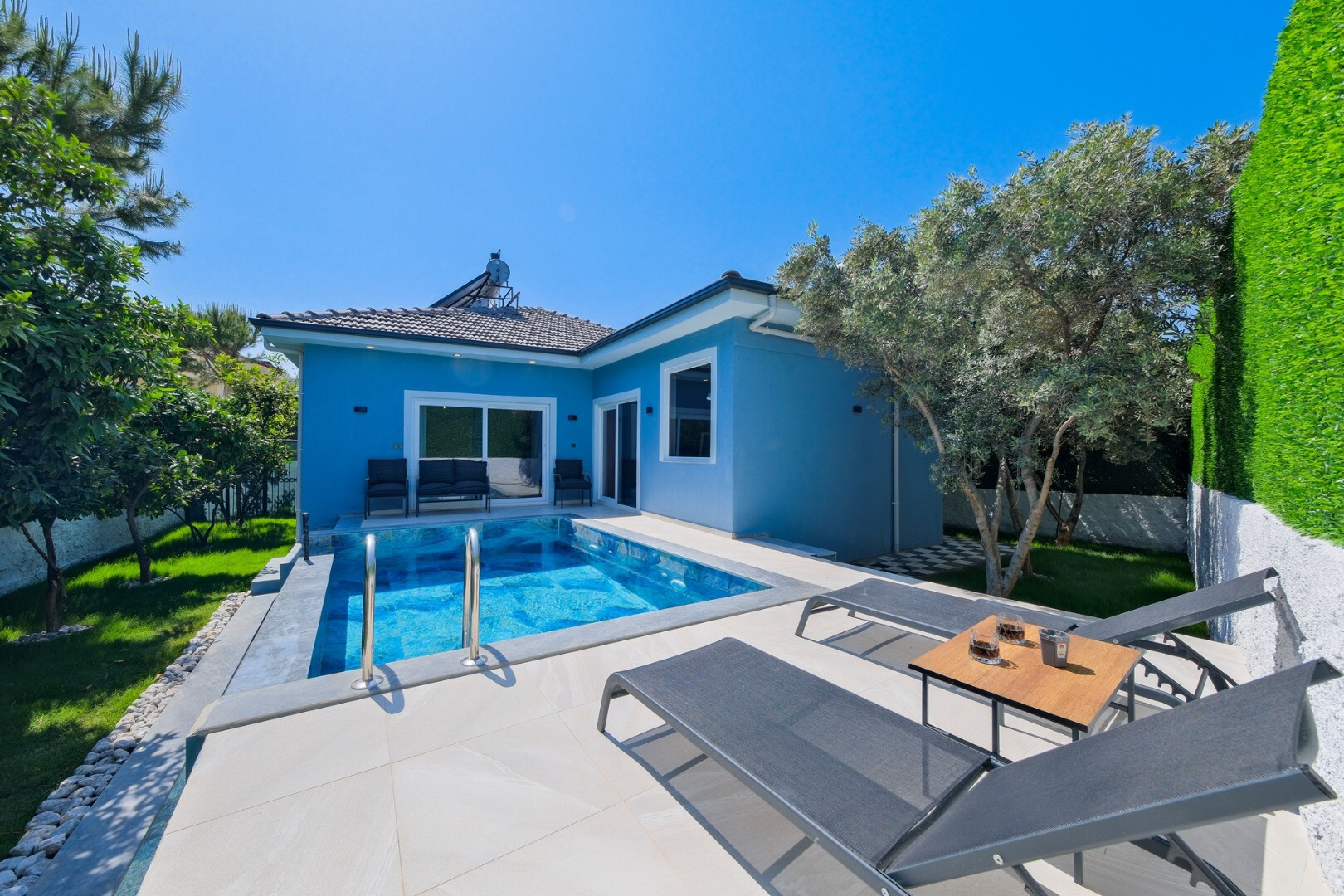 VBK37026 Villa Booking