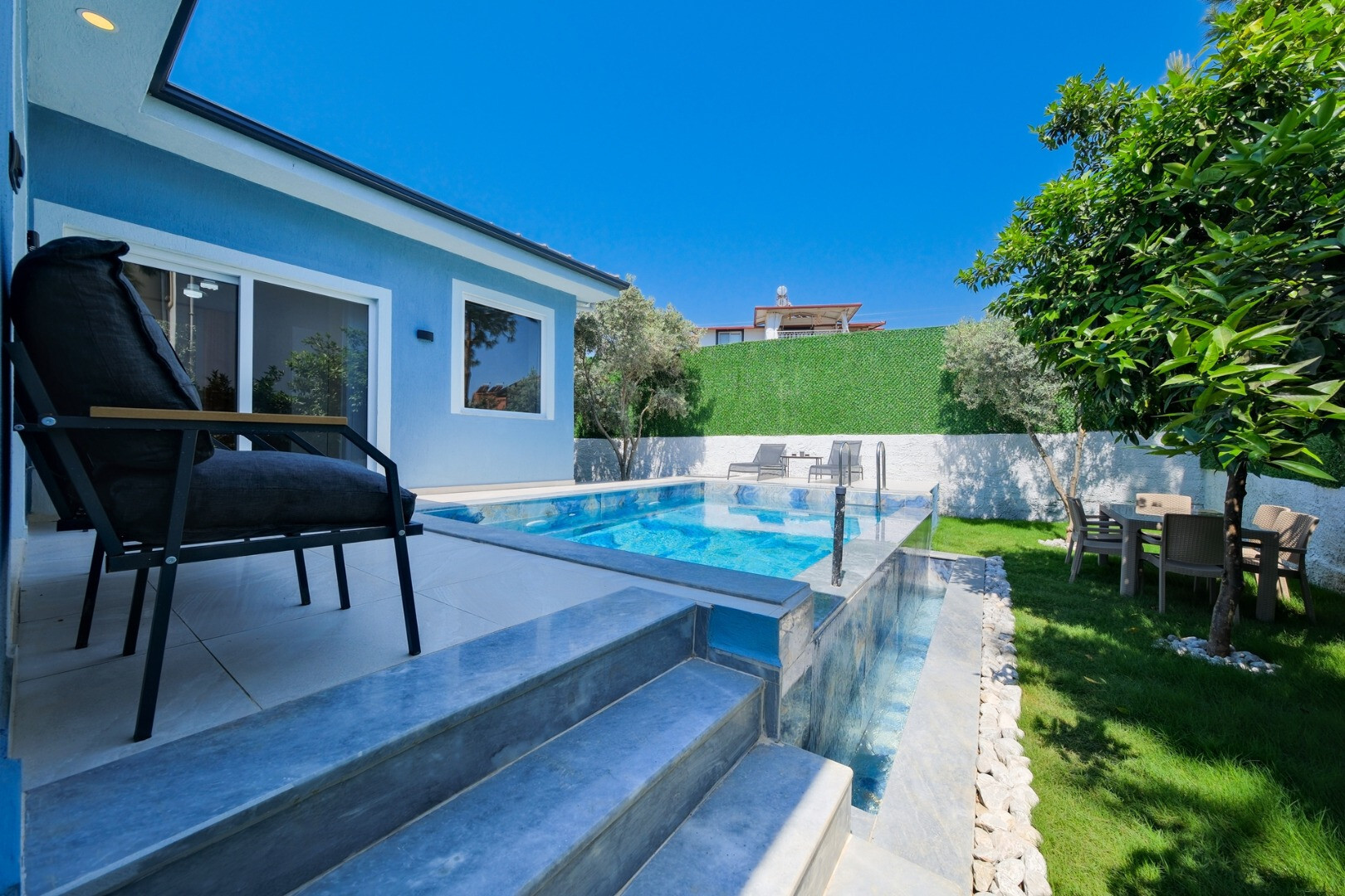 VBK37026 Villa Booking