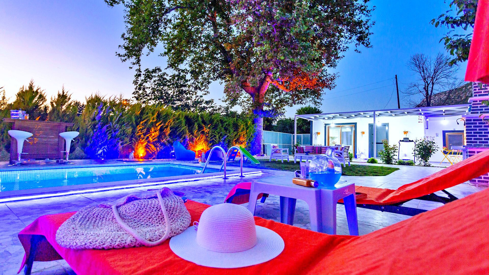 VBK43299 Villa Booking