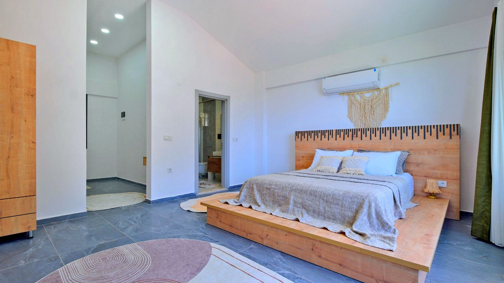 VBK35584 Villa Booking