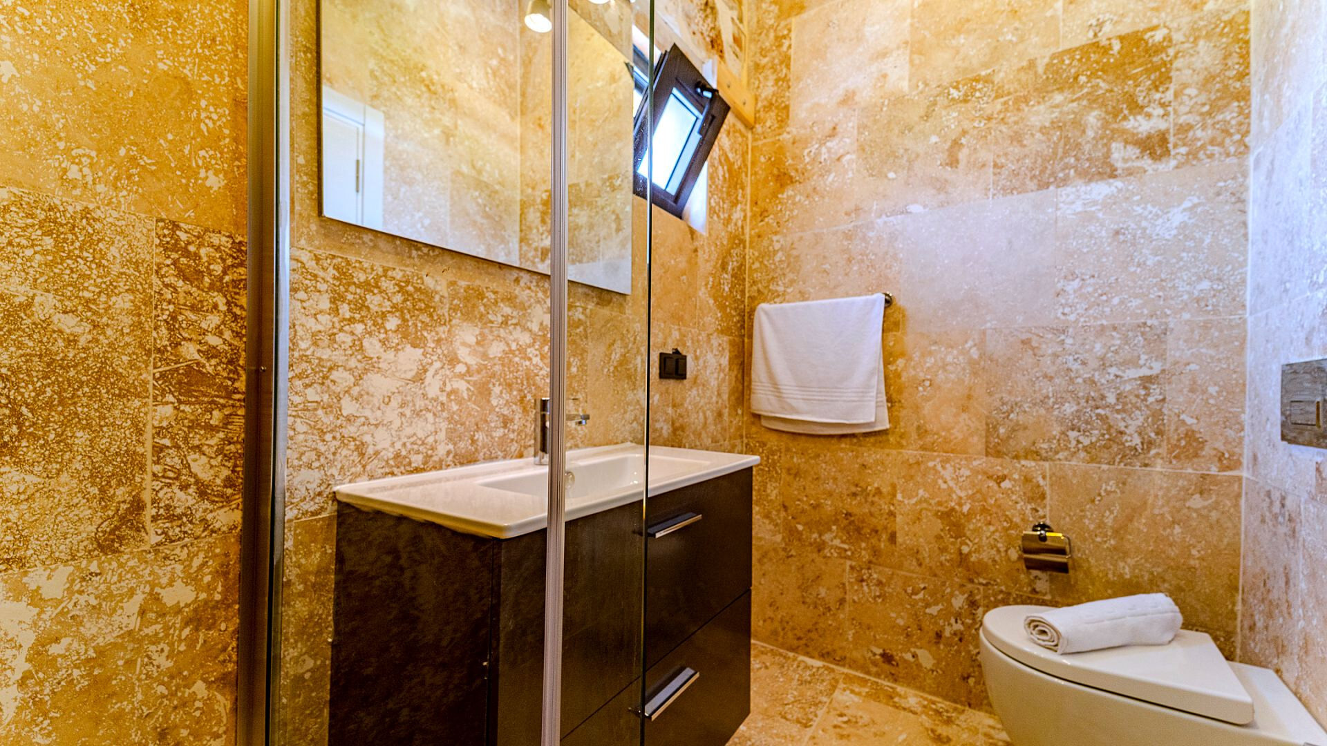 VBK91553 Villa Booking