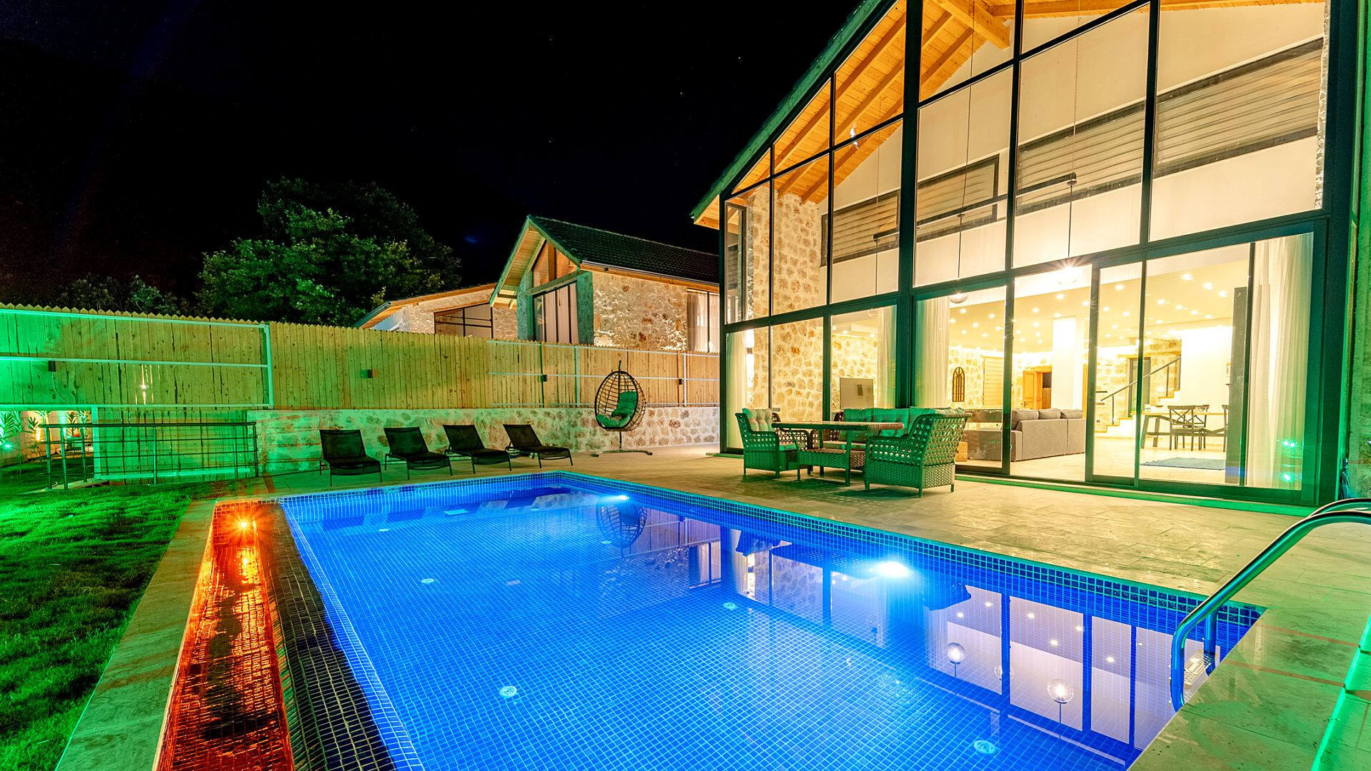 VBK91553 Villa Booking