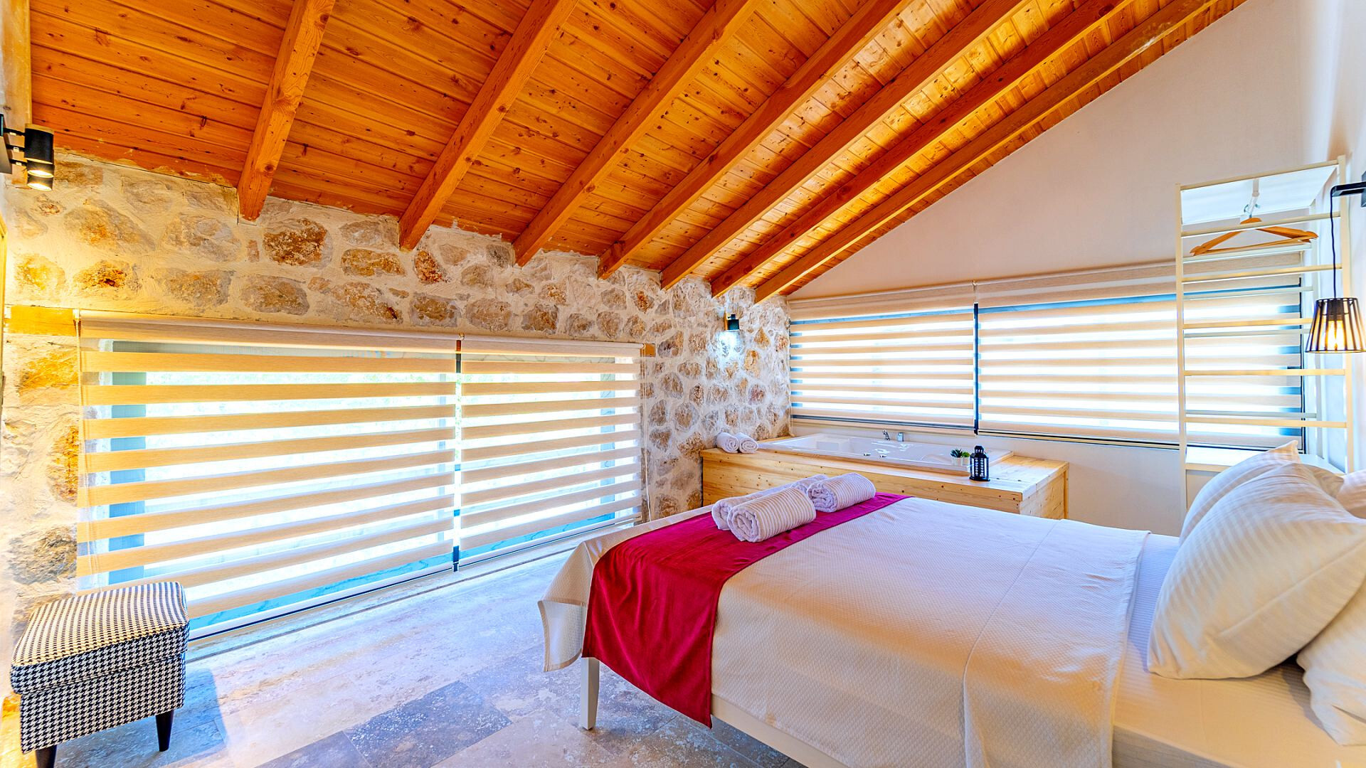 VBK91553 Villa Booking