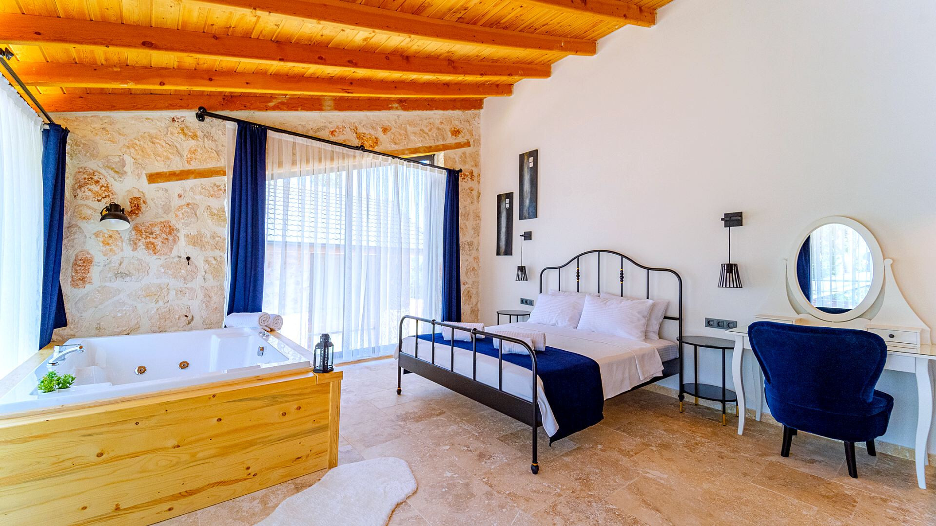 VBK51322 Villa Booking
