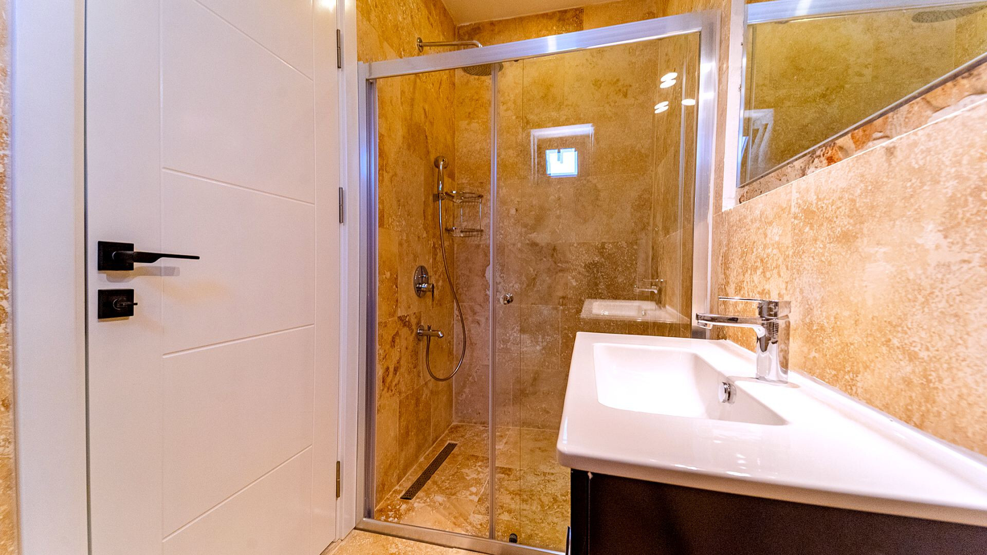 VBK51322 Villa Booking