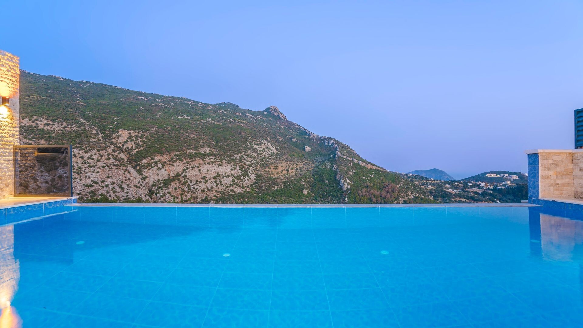 VBK17564 Villa Booking