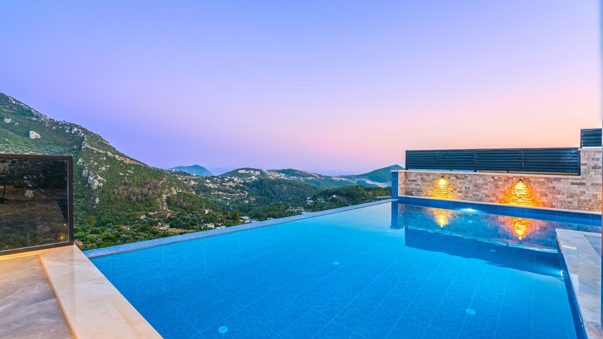 VBK17564 Villa Booking