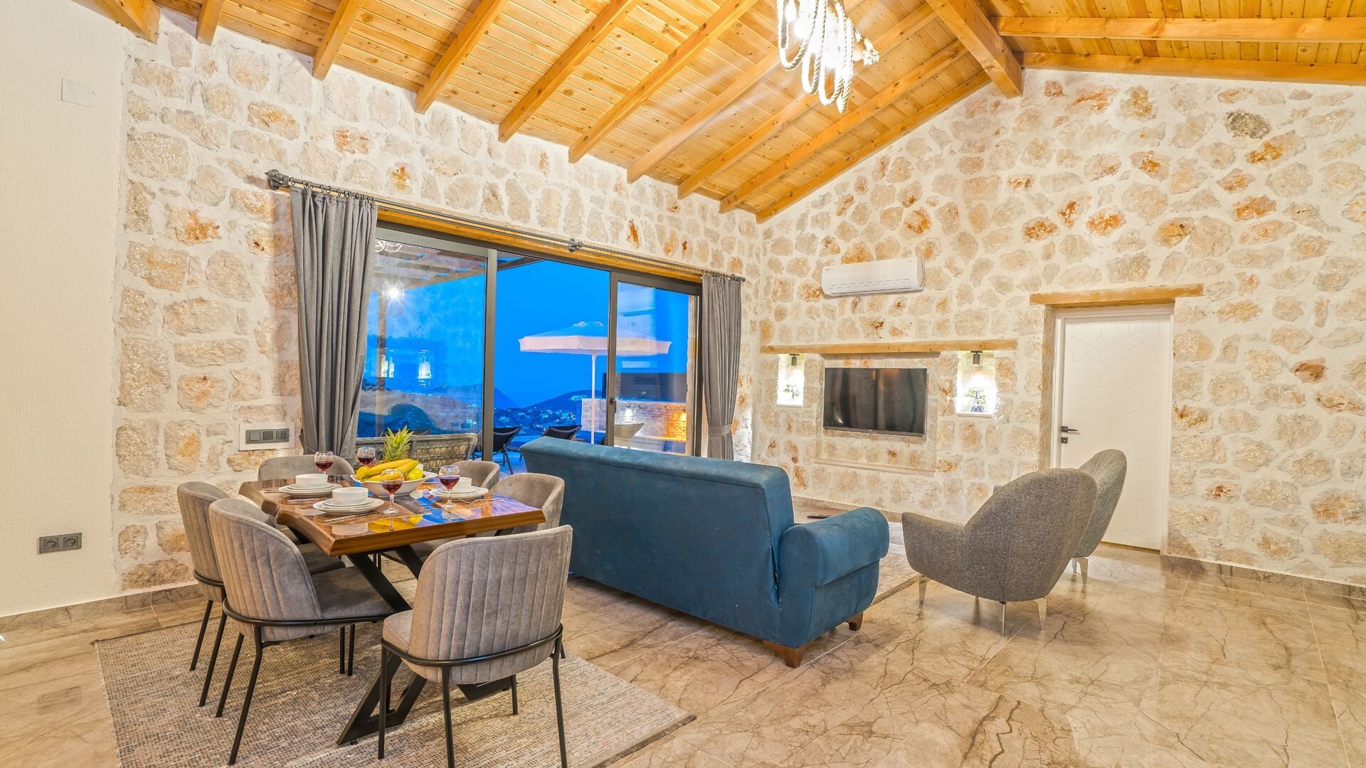 VBK17564 Villa Booking