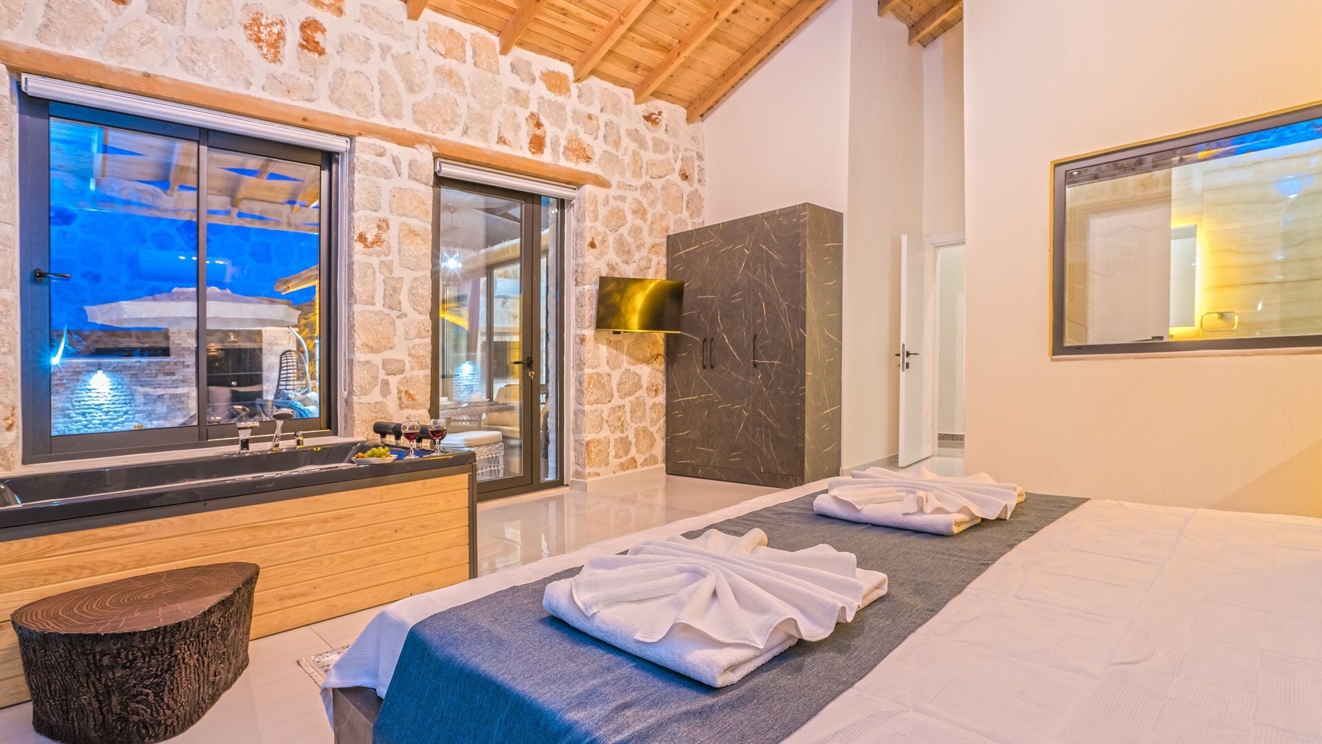 VBK17564 Villa Booking