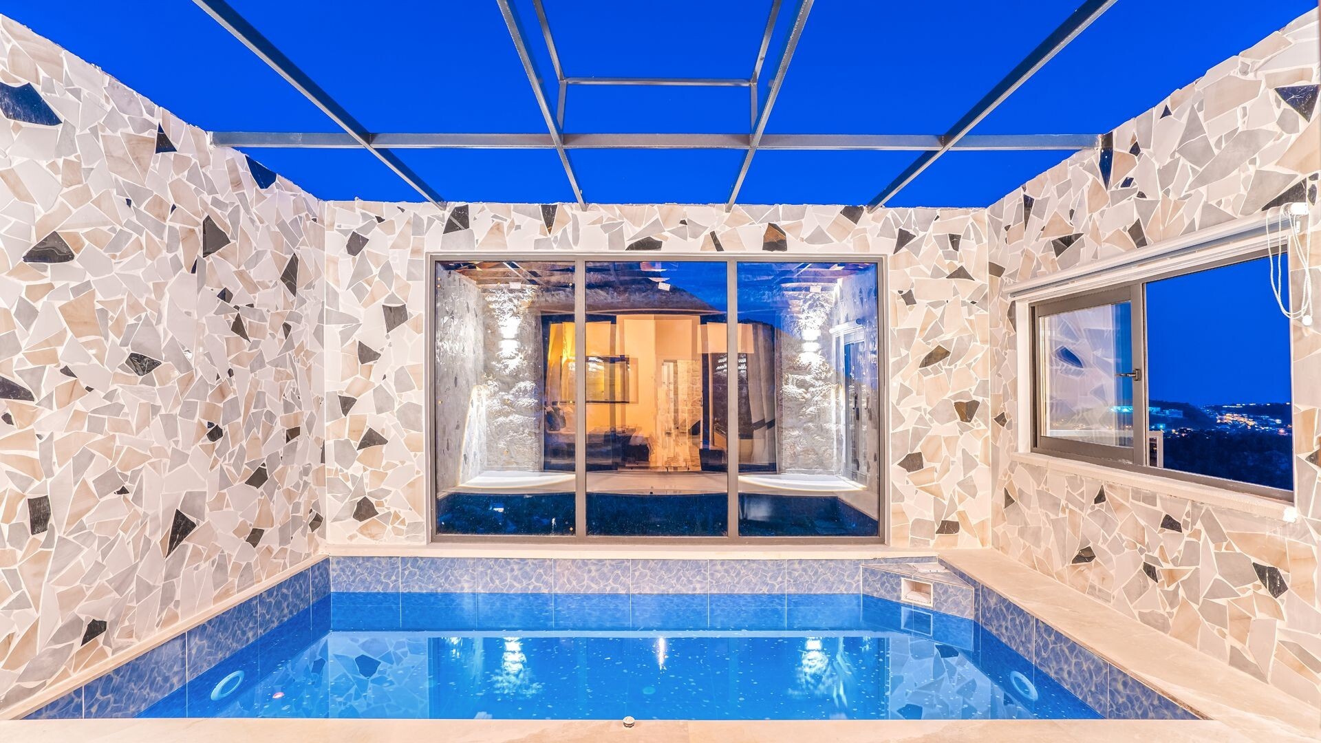 VBK17564 Villa Booking