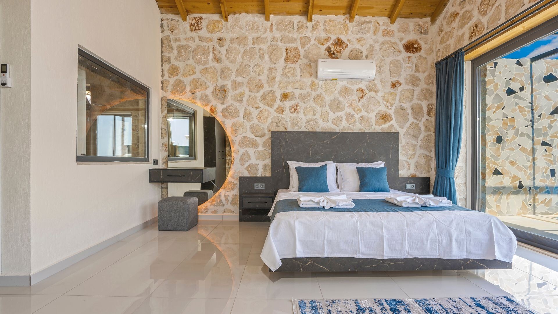 VBK17564 Villa Booking