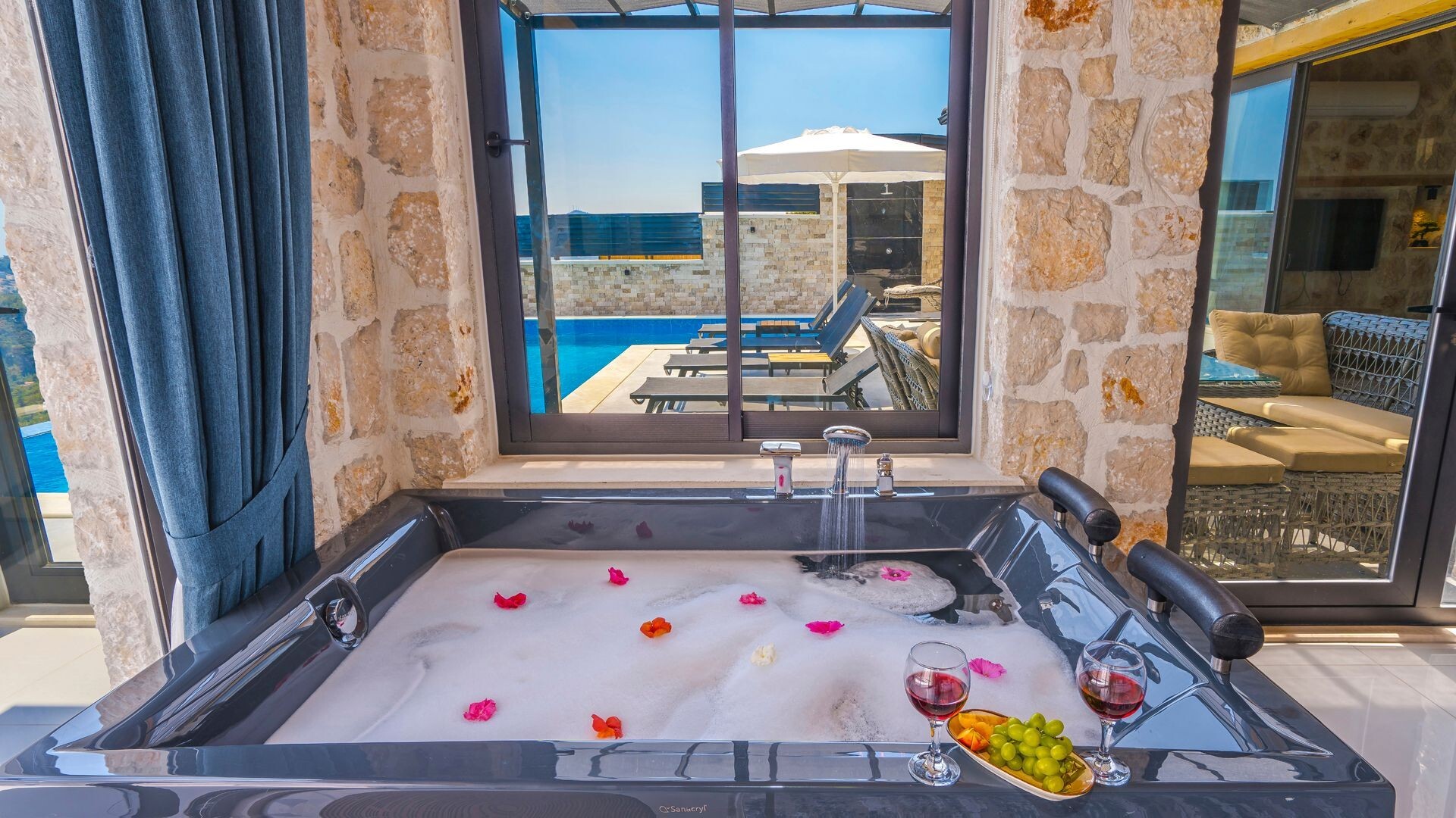 VBK17564 Villa Booking