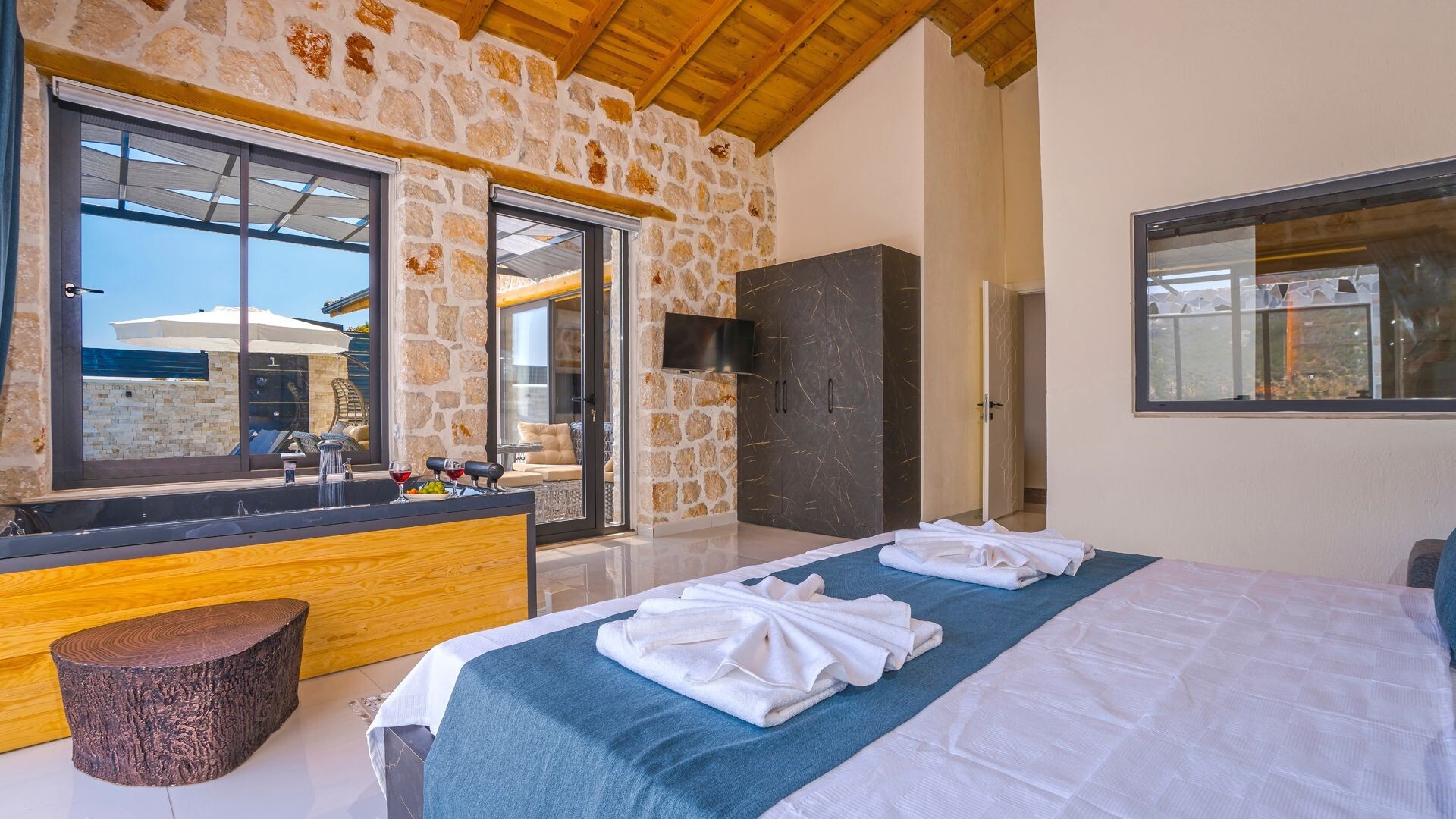 VBK17564 Villa Booking