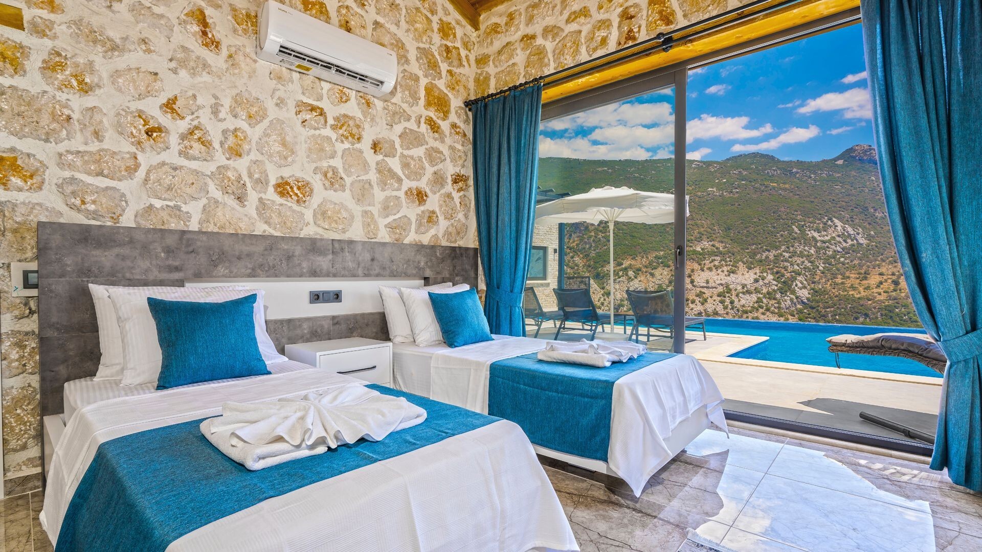 VBK17564 Villa Booking