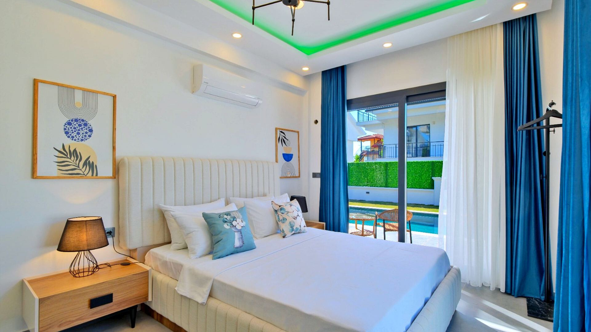 VBK76901 Villa Booking