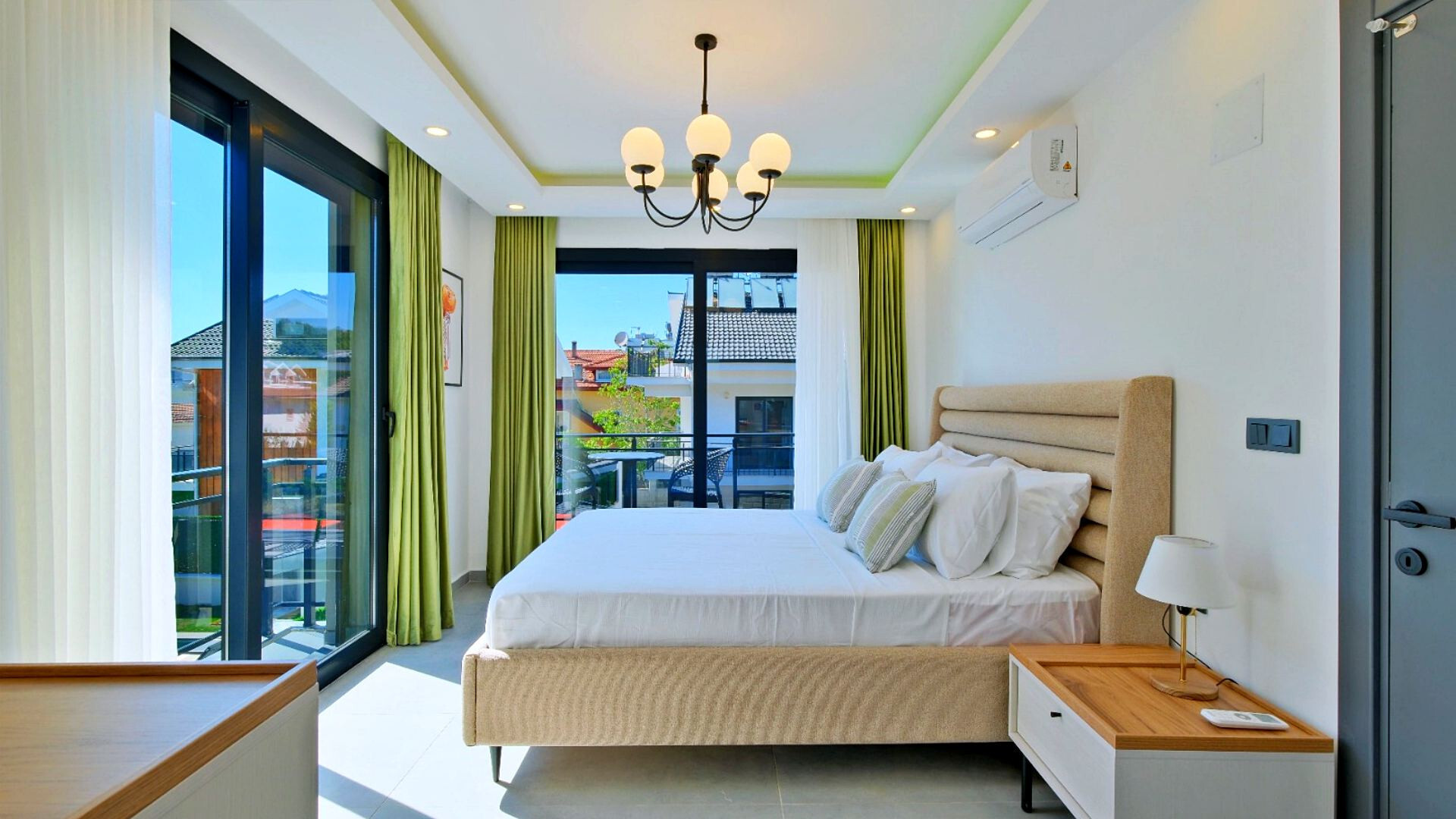 VBK76901 Villa Booking