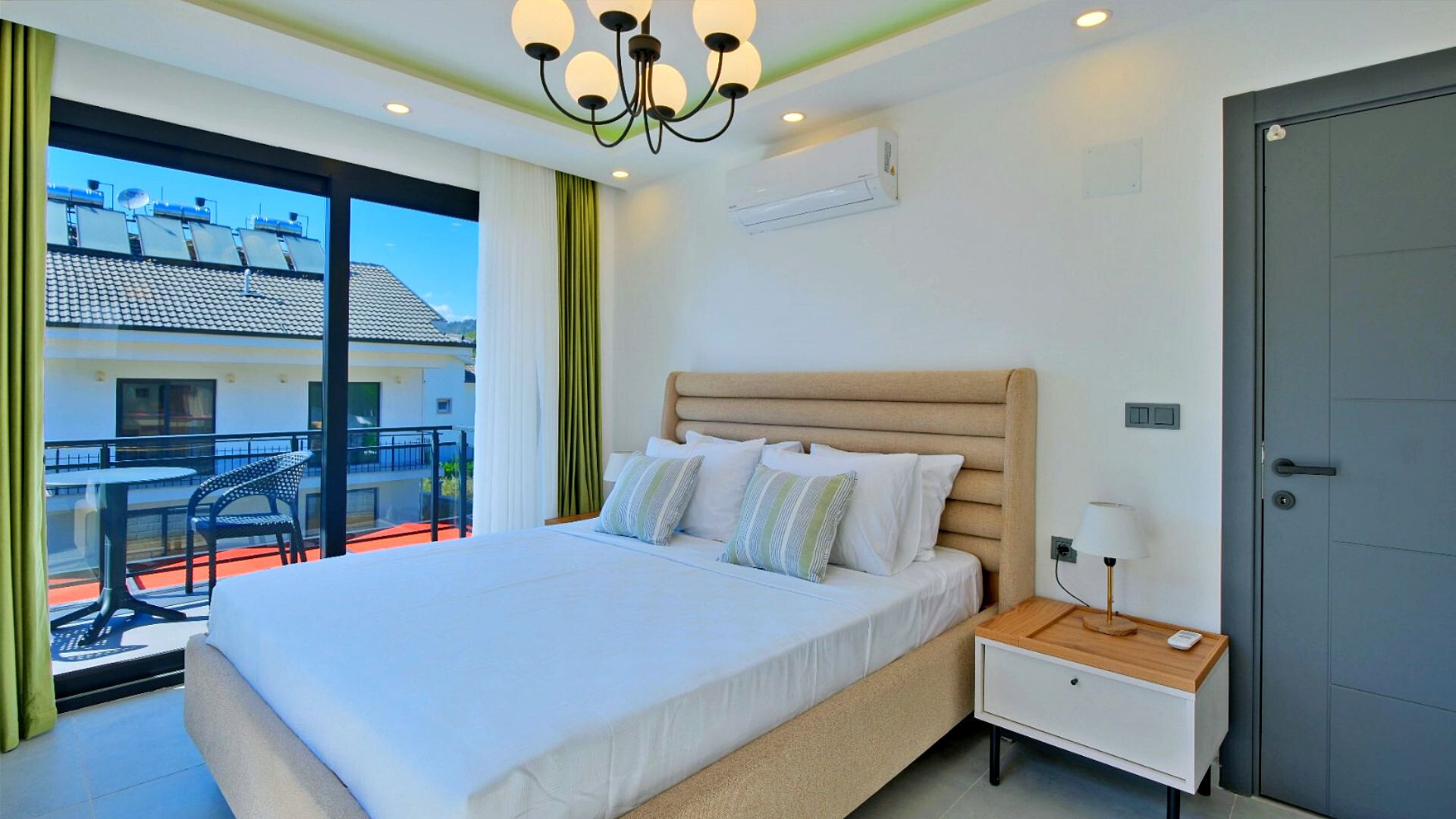 VBK76901 Villa Booking