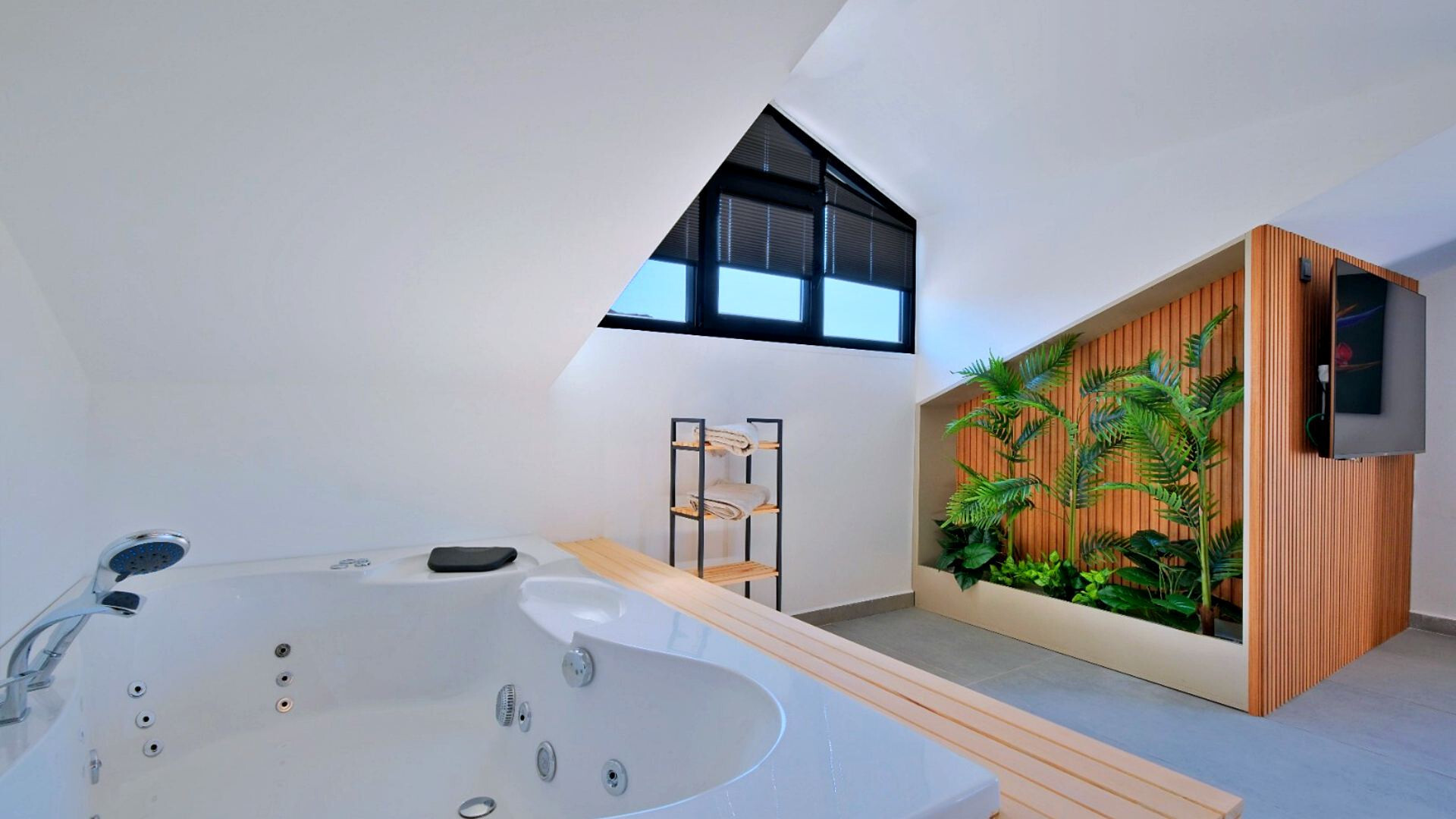 VBK76901 Villa Booking