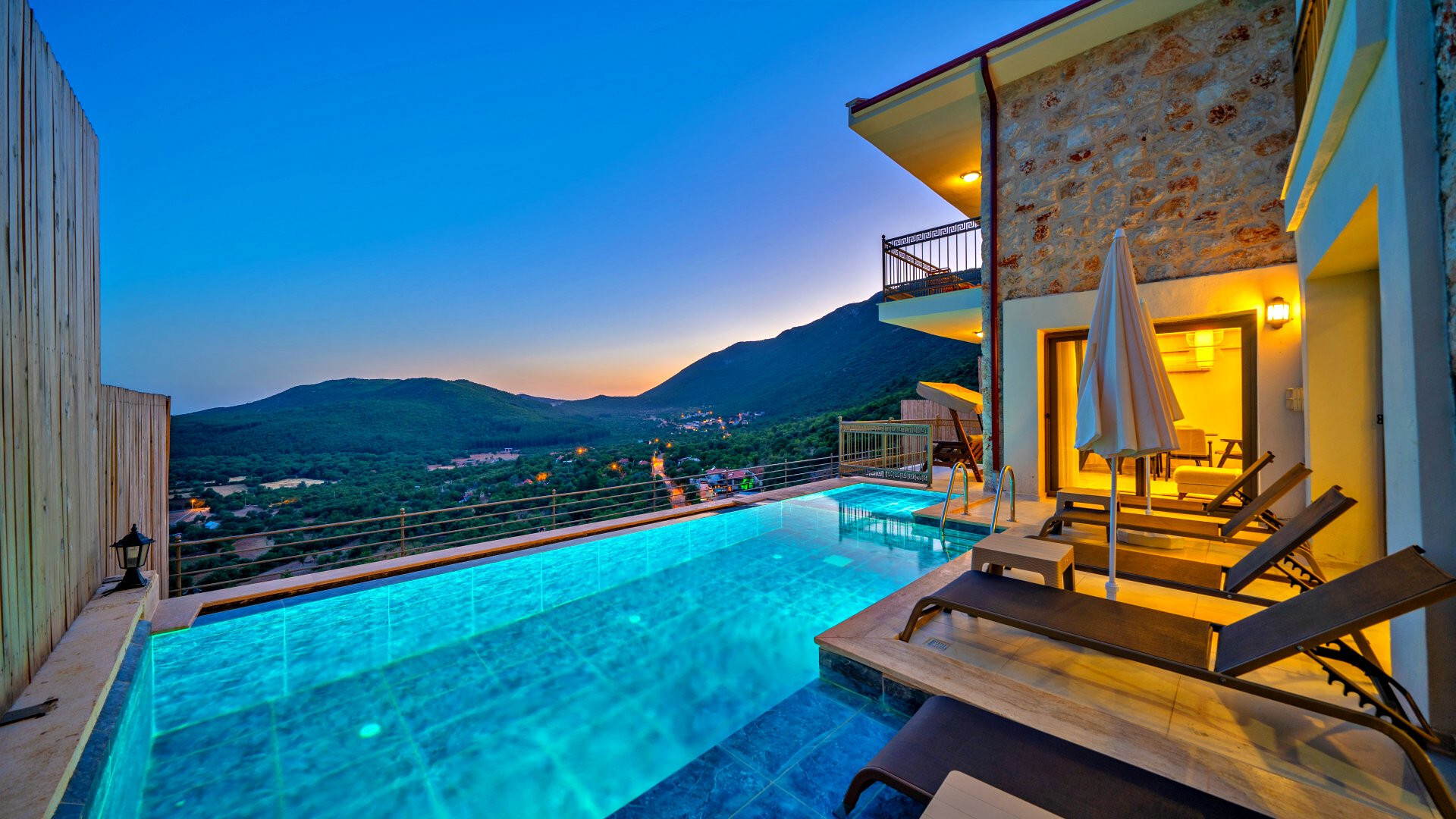 VBK55105 Villa Booking