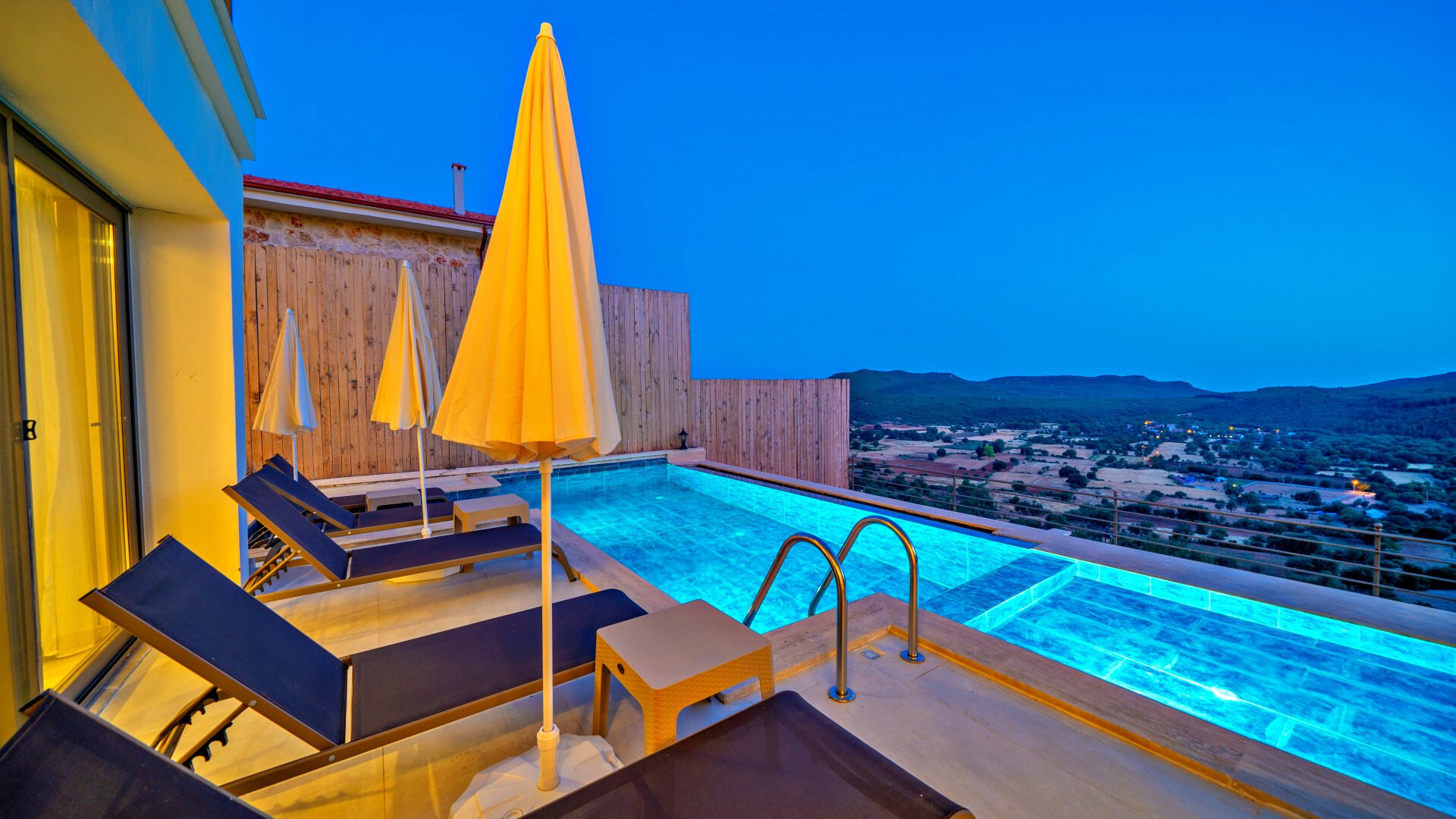 VBK55105 Villa Booking