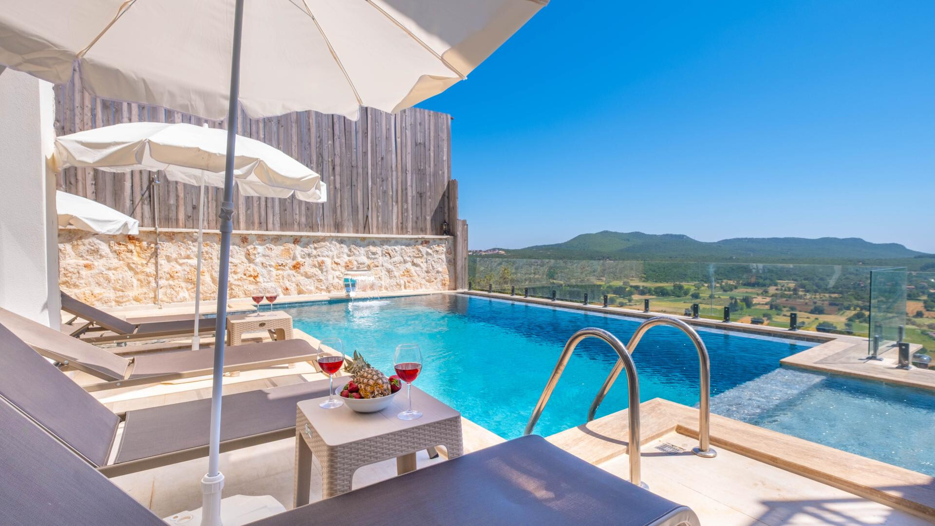 VBK55105 Villa Booking