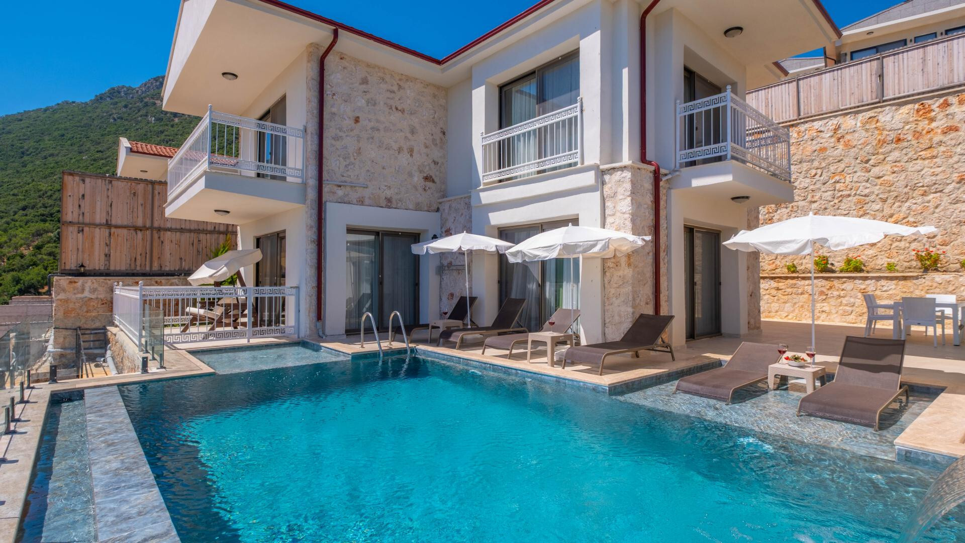 VBK55105 Villa Booking