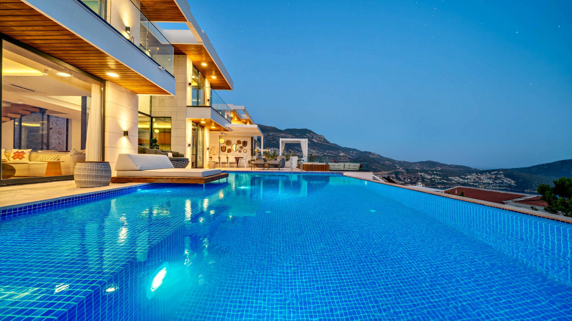 VBK75794 Villa Booking