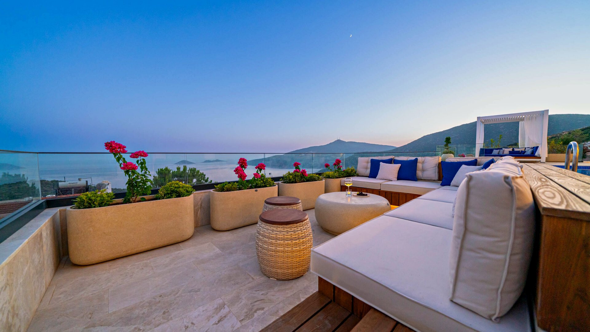 VBK75794 Villa Booking