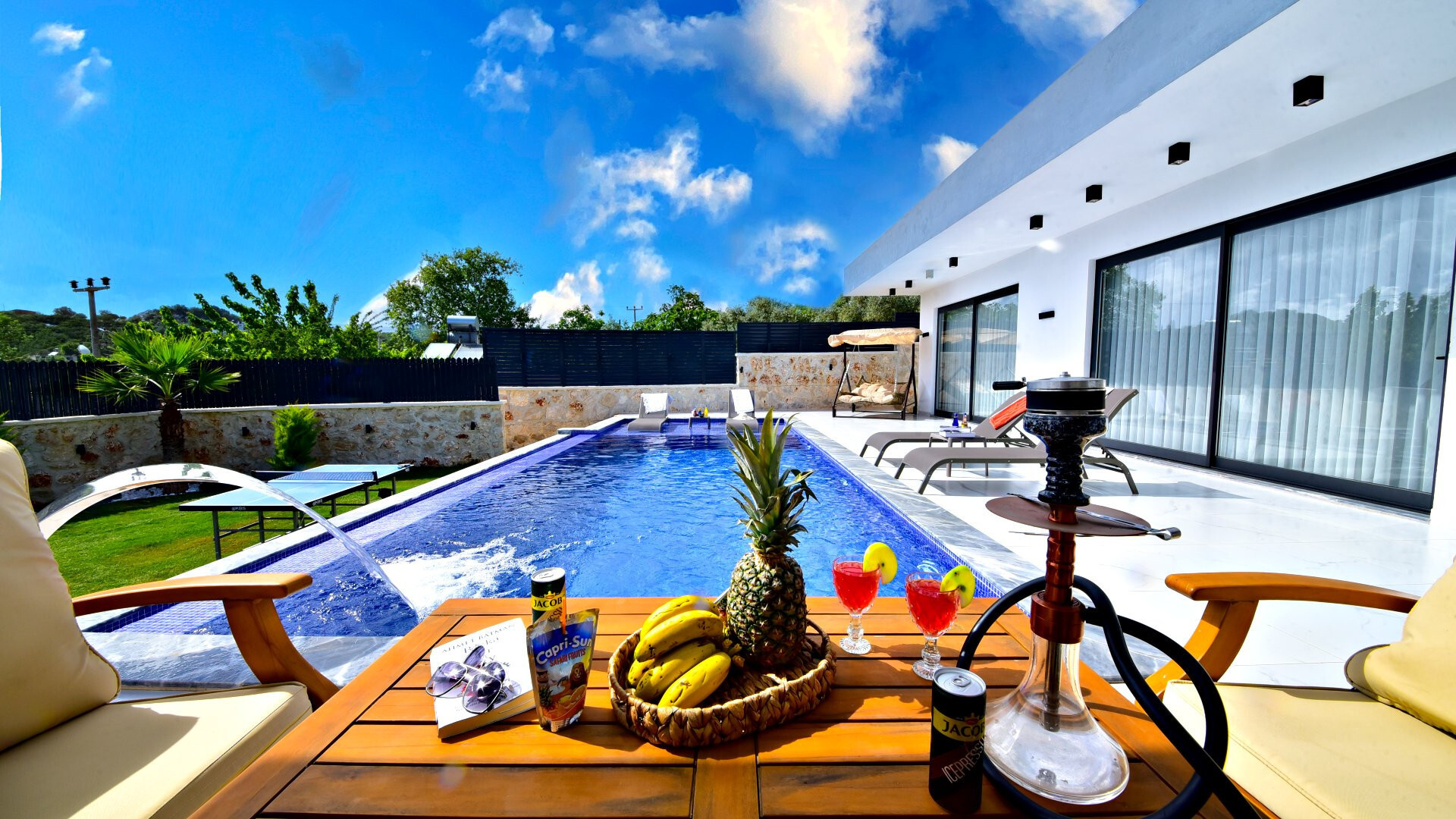 VBK60201 Villa Booking