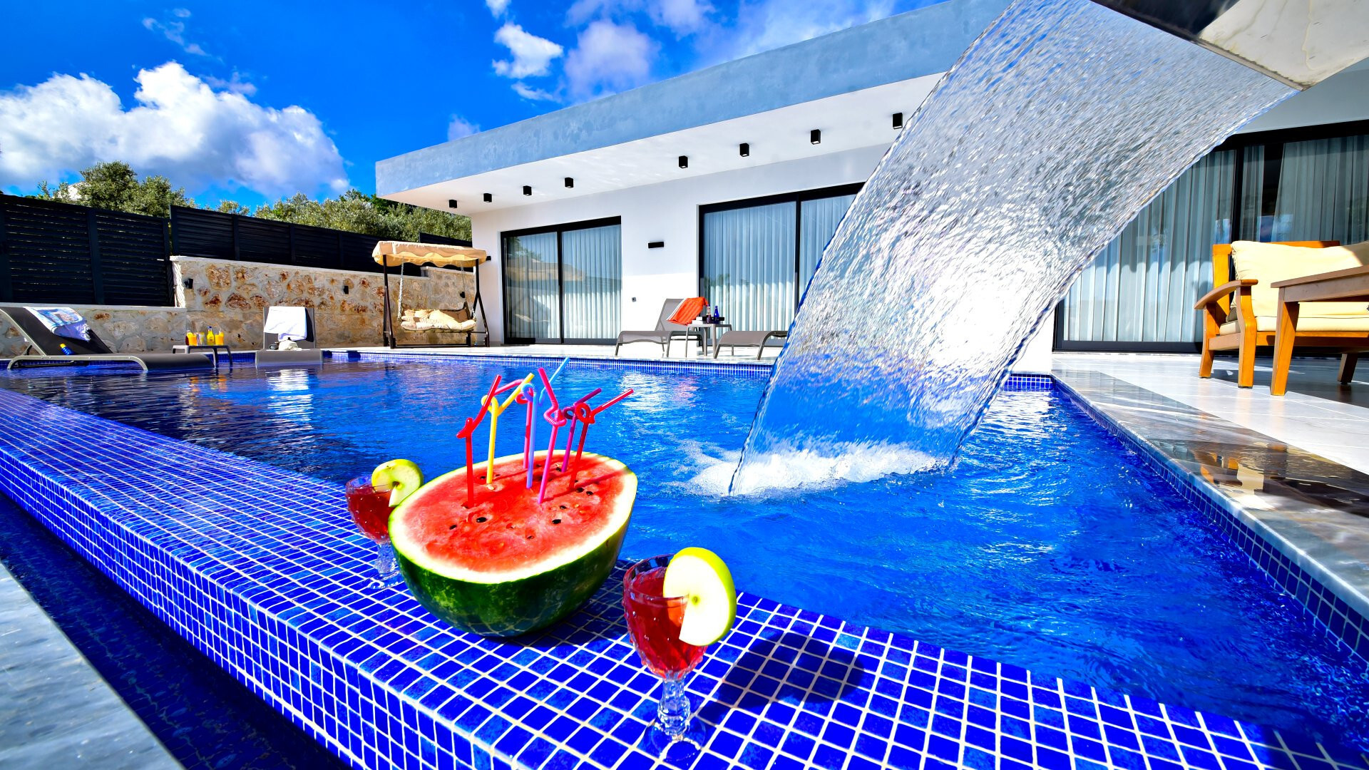 VBK60201 Villa Booking