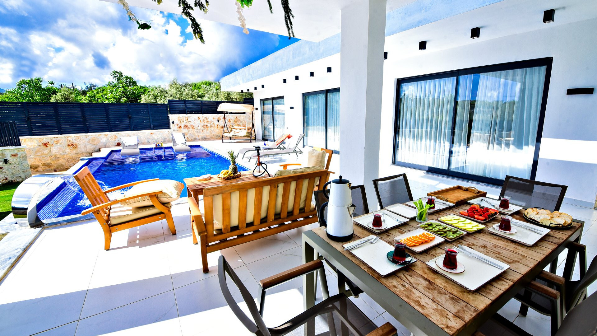 VBK60201 Villa Booking