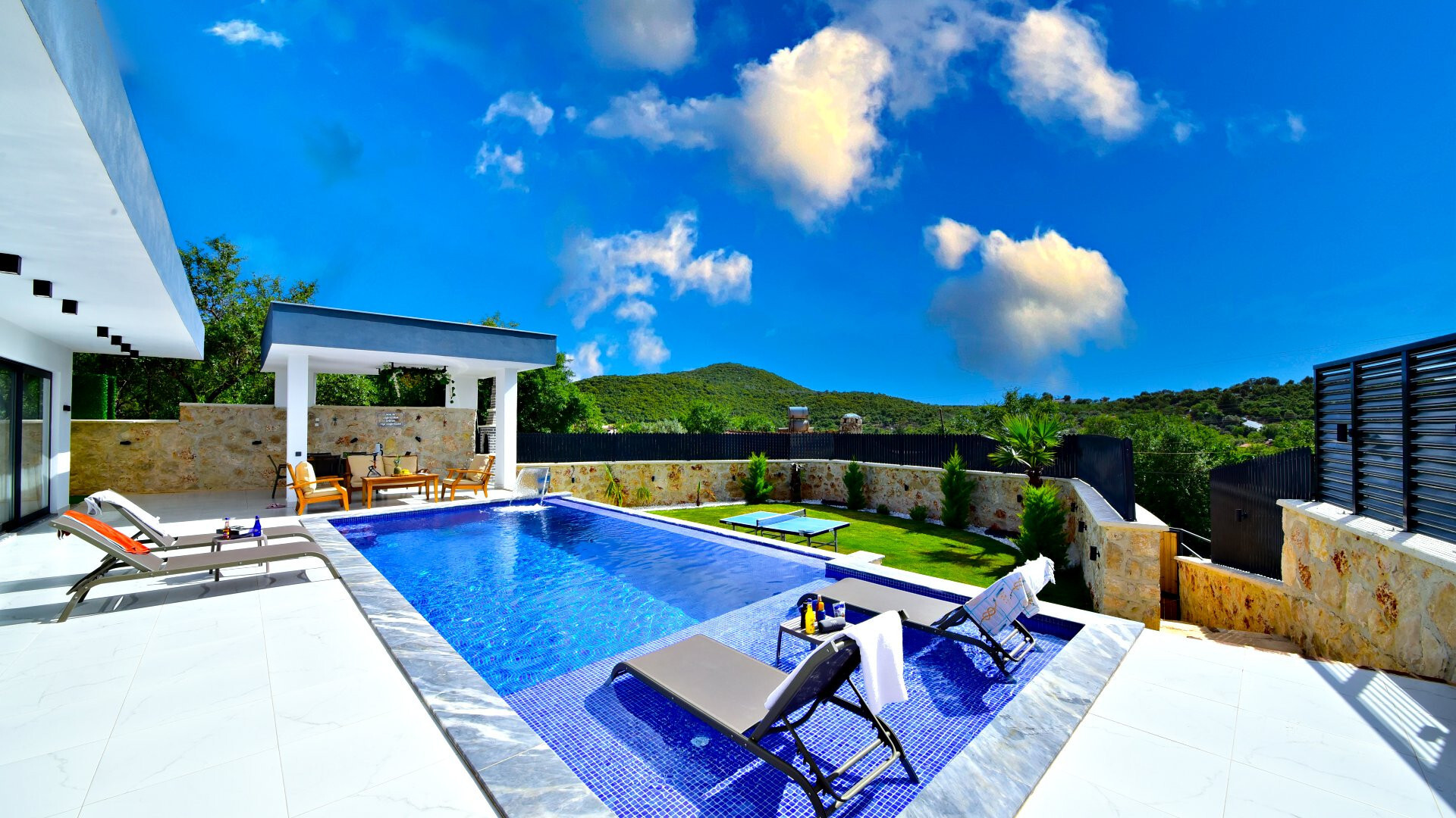 VBK60201 Villa Booking