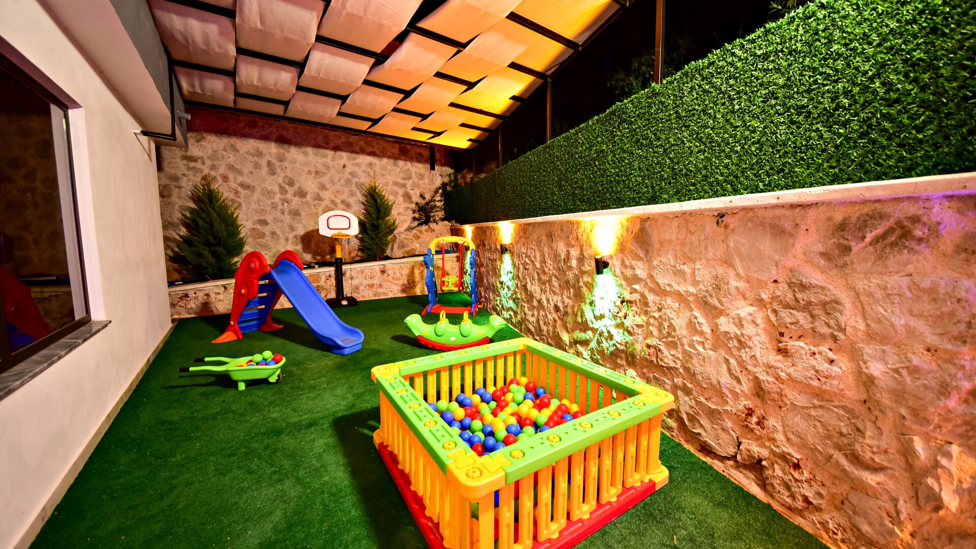 VBK60201 Villa Booking