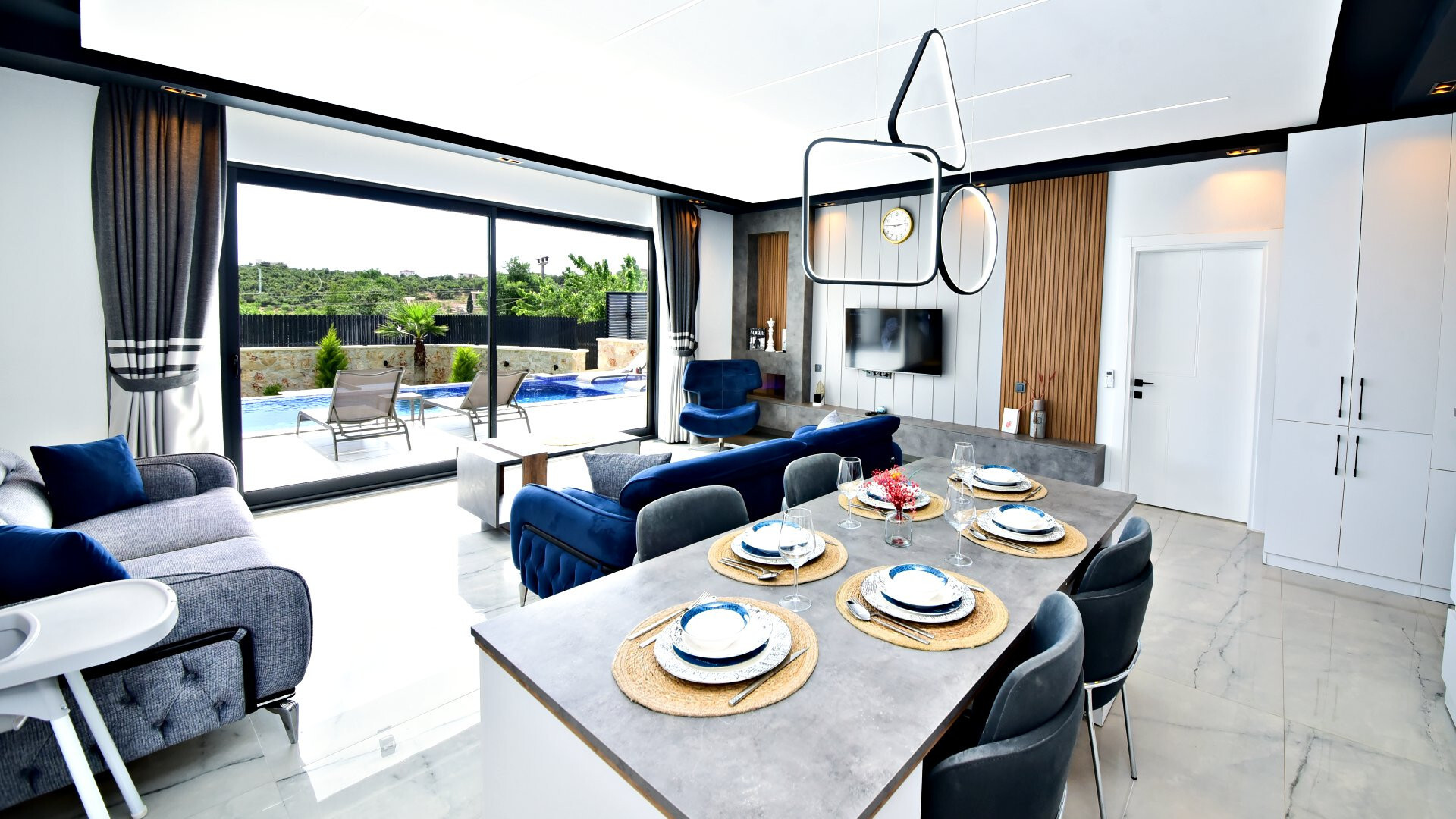 VBK60201 Villa Booking