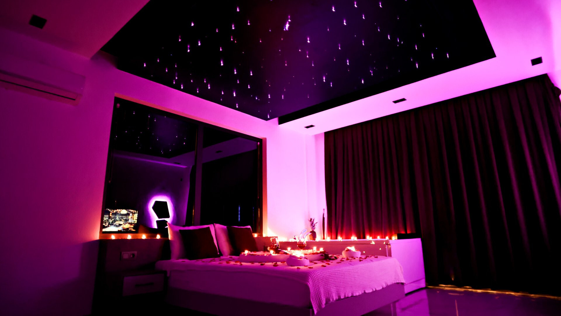 VBK60201 Villa Booking