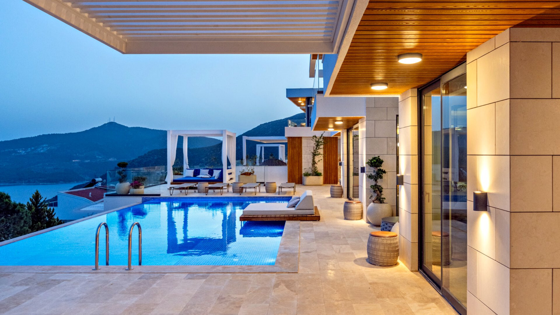 VBK13330 Villa Booking