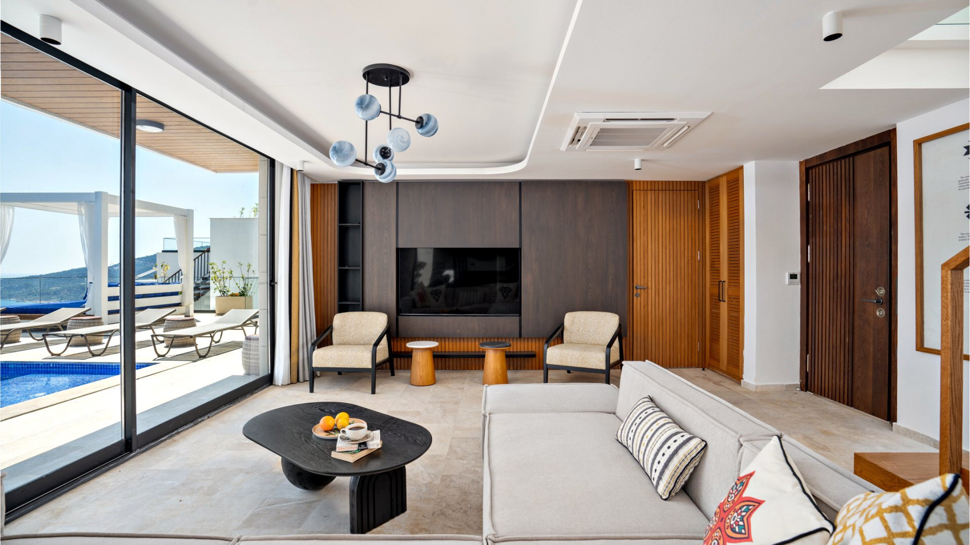 VBK13330 Villa Booking