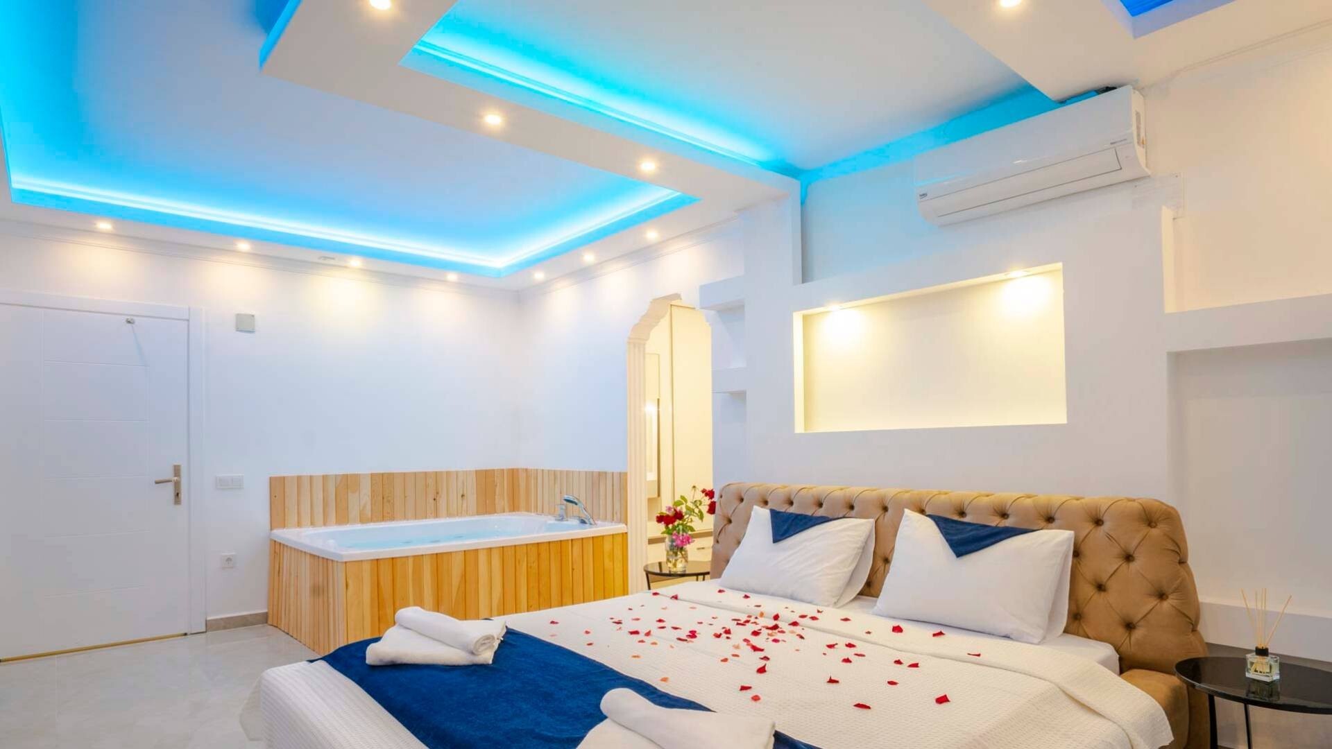 VBK74193 Villa Booking