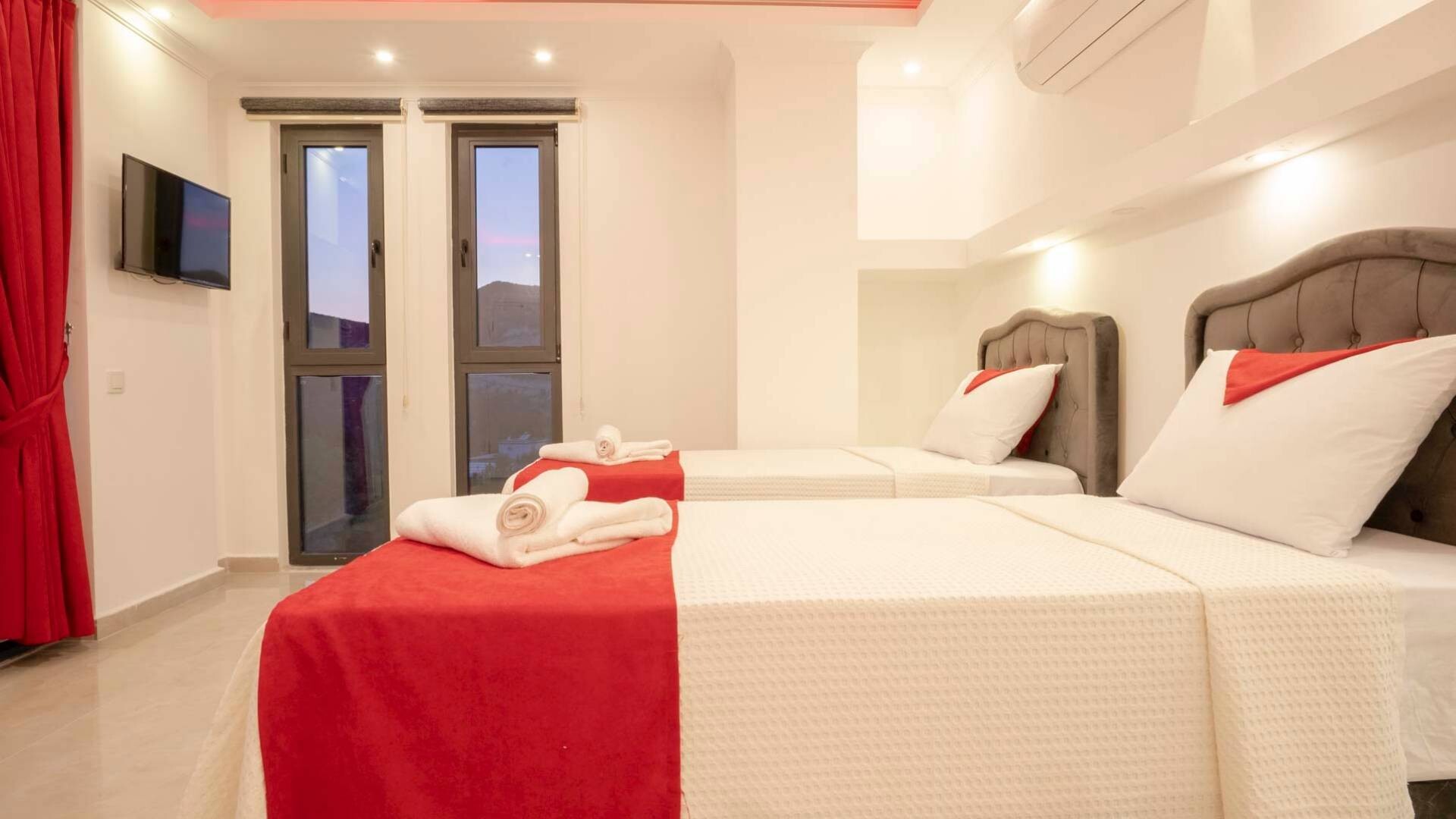 VBK74193 Villa Booking