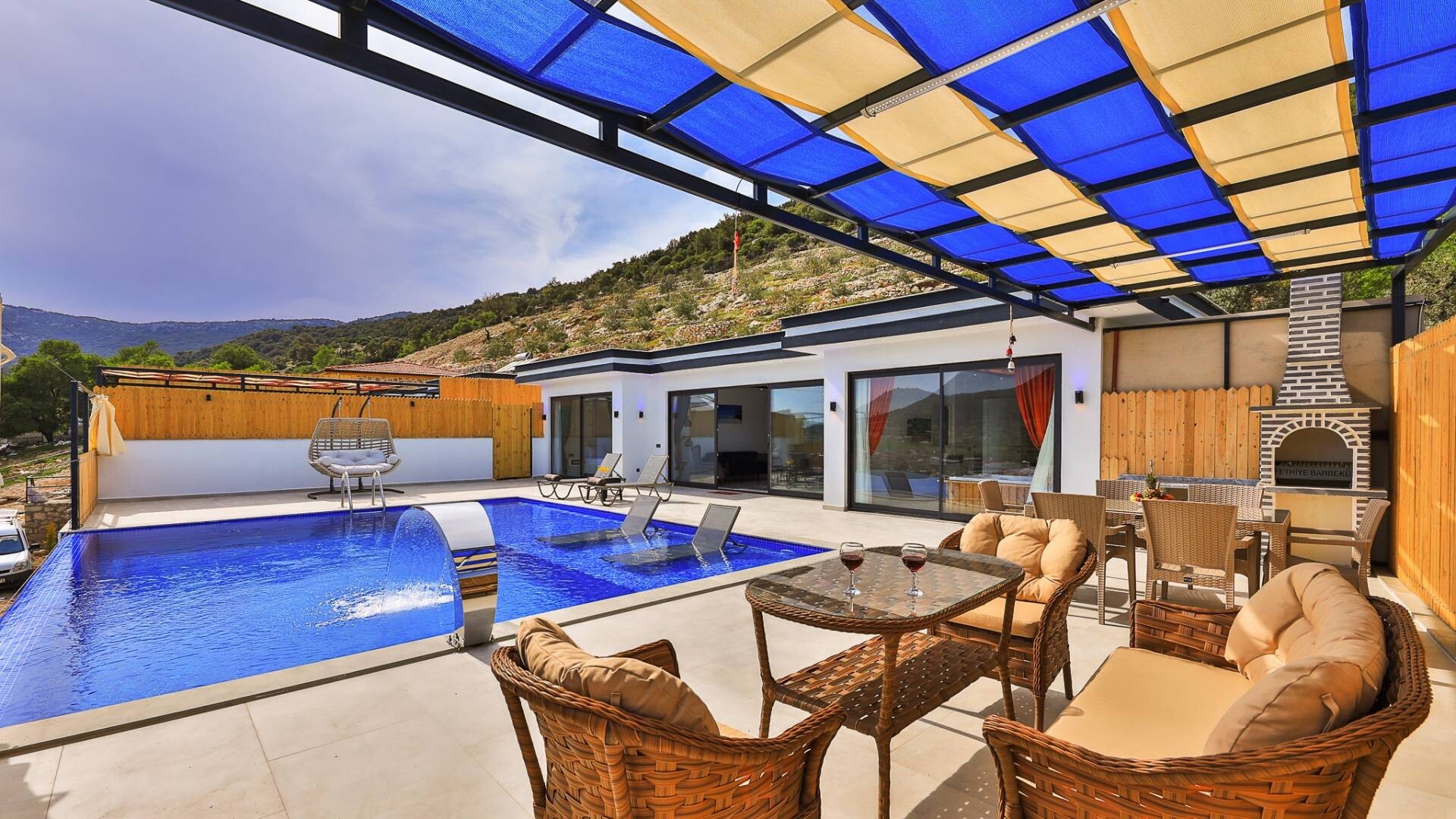 VBK16105 Villa Booking