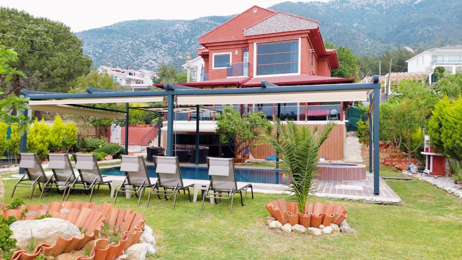 VBK78516 Villa Booking