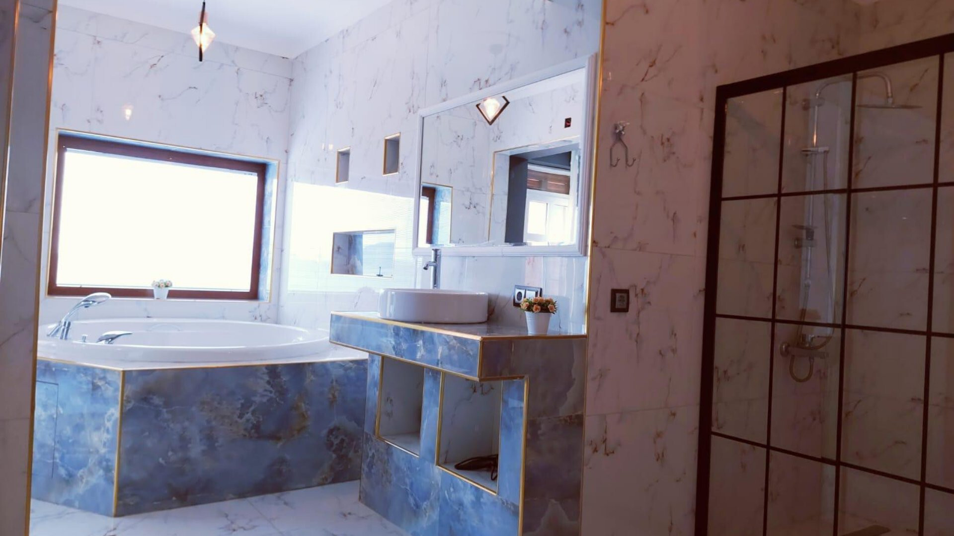 VBK78516 Villa Booking