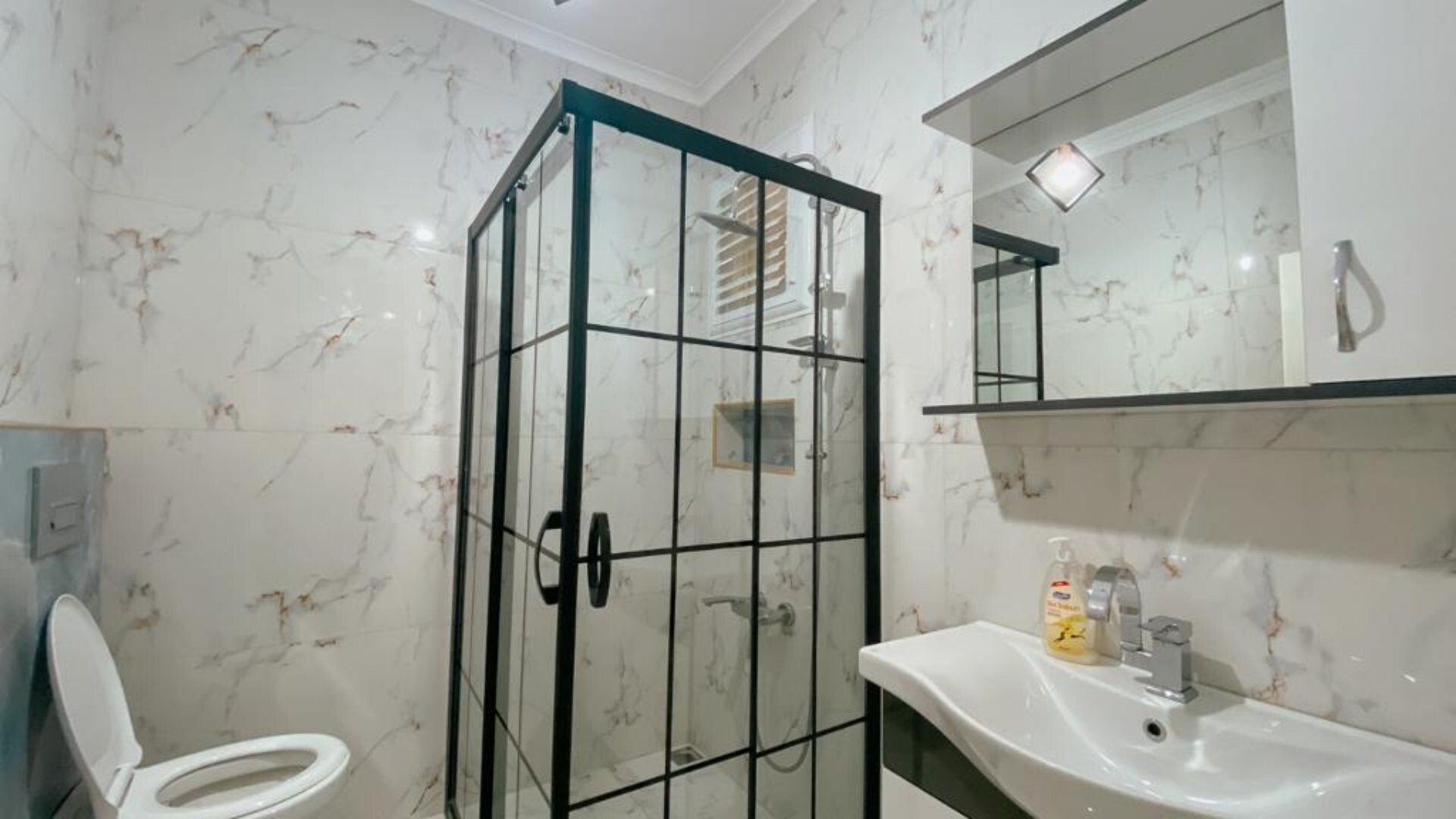 VBK78516 Villa Booking