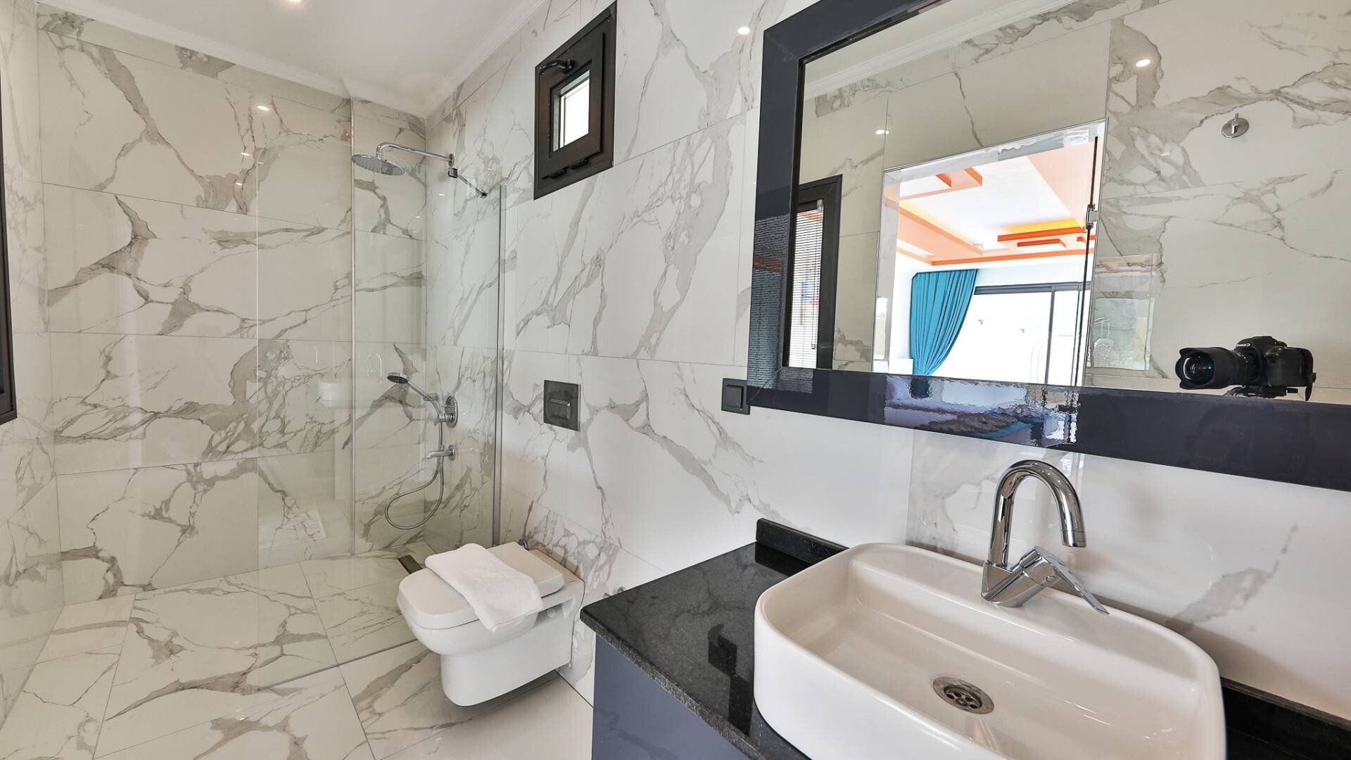 VBK16105 Villa Booking