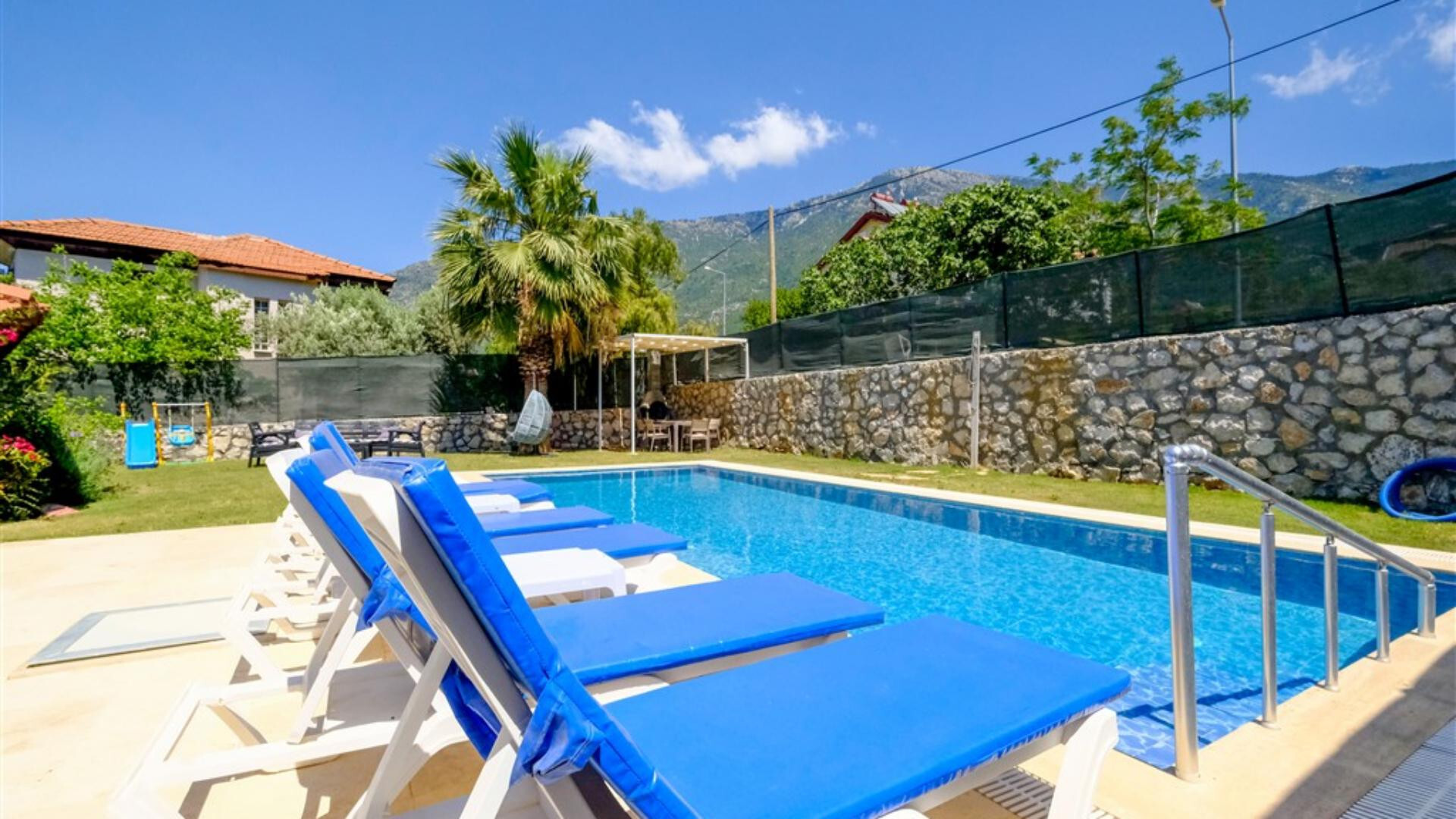 VBK67475 Villa Booking
