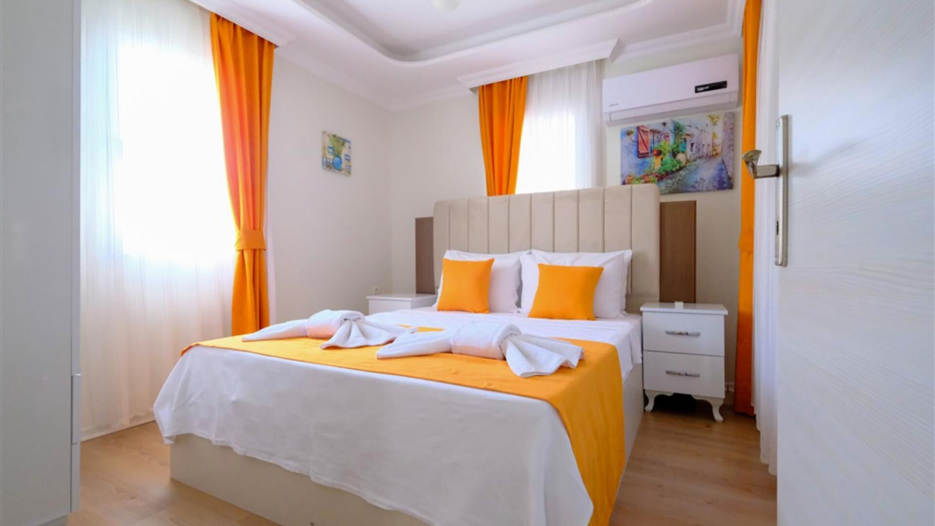 VBK67475 Villa Booking