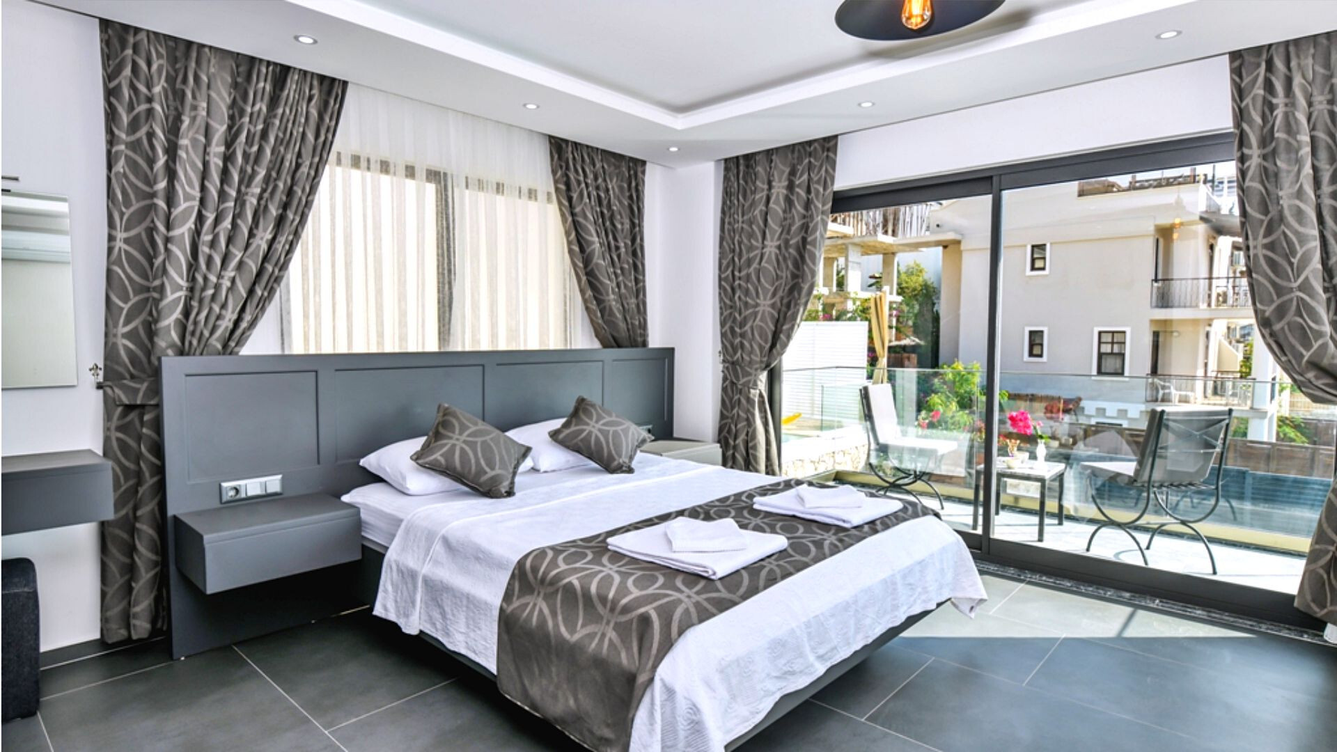 VBK22209 Villa Booking