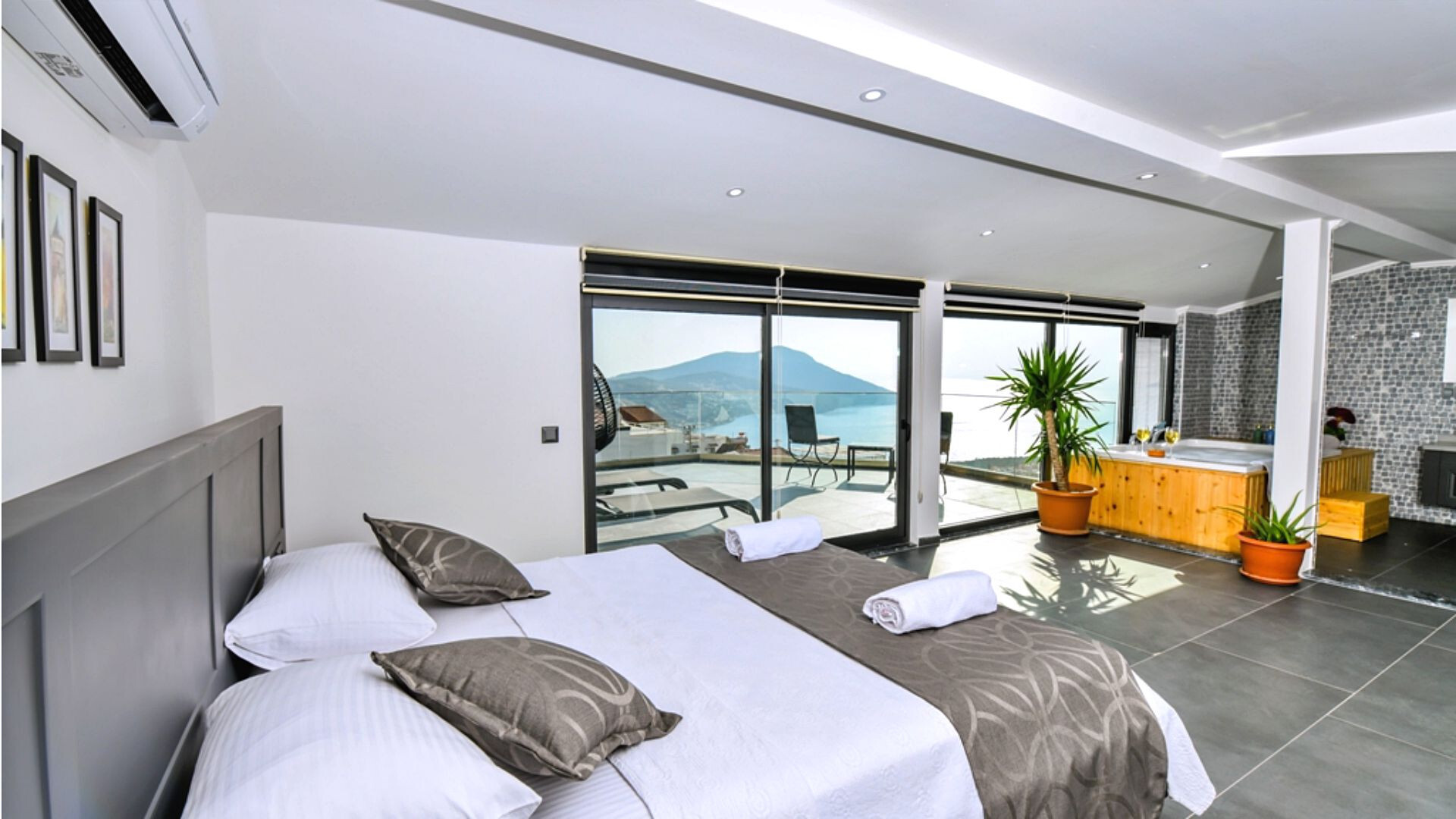 VBK22209 Villa Booking