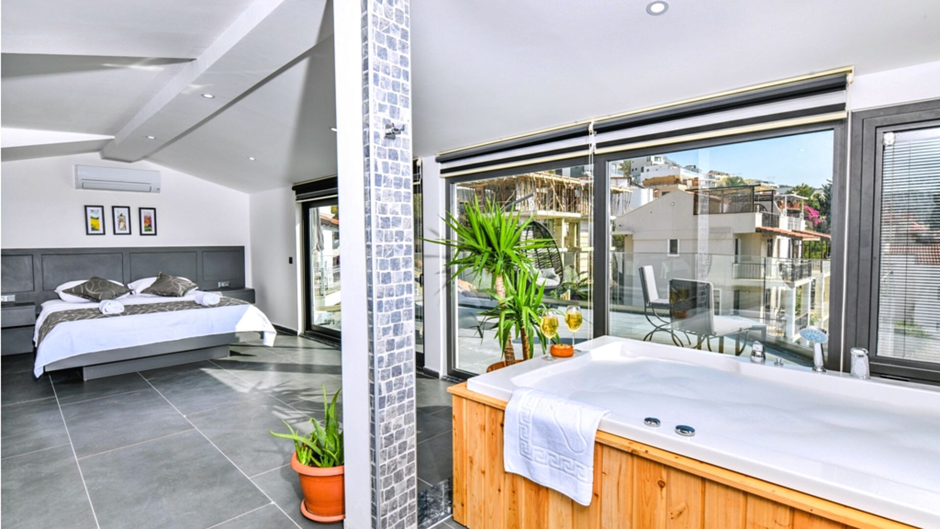 VBK22209 Villa Booking