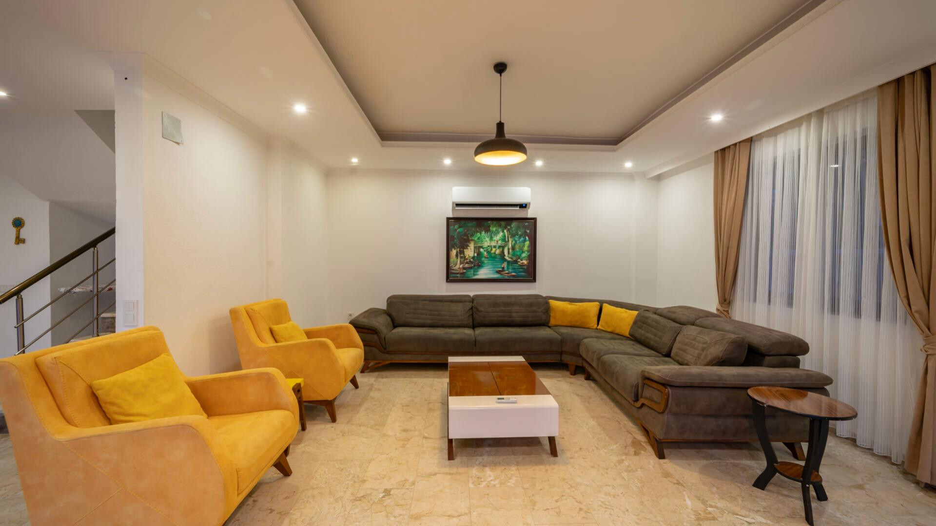 VBK25204 Villa Booking